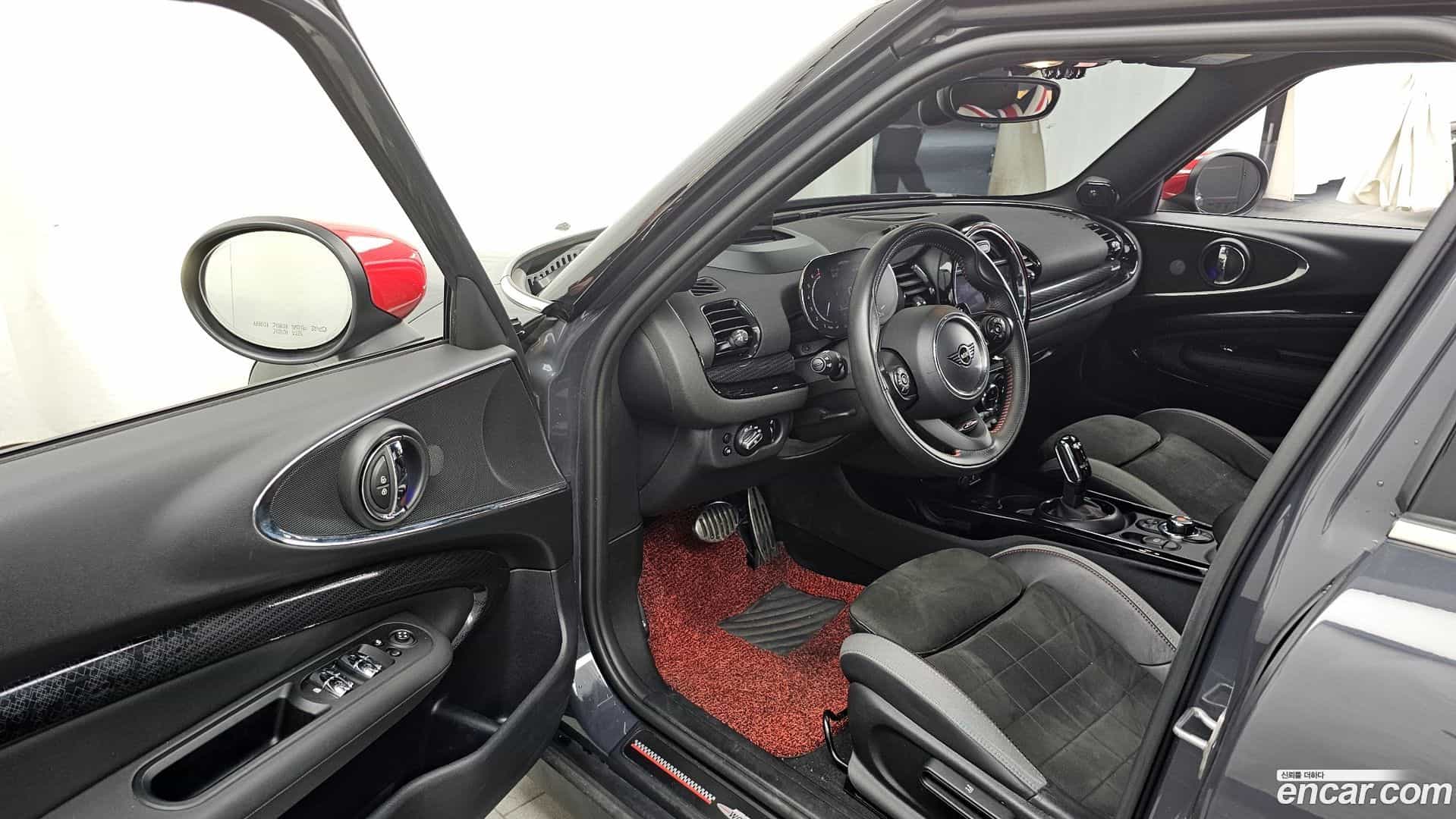 Clubman Mini 2020.11-INNER-010