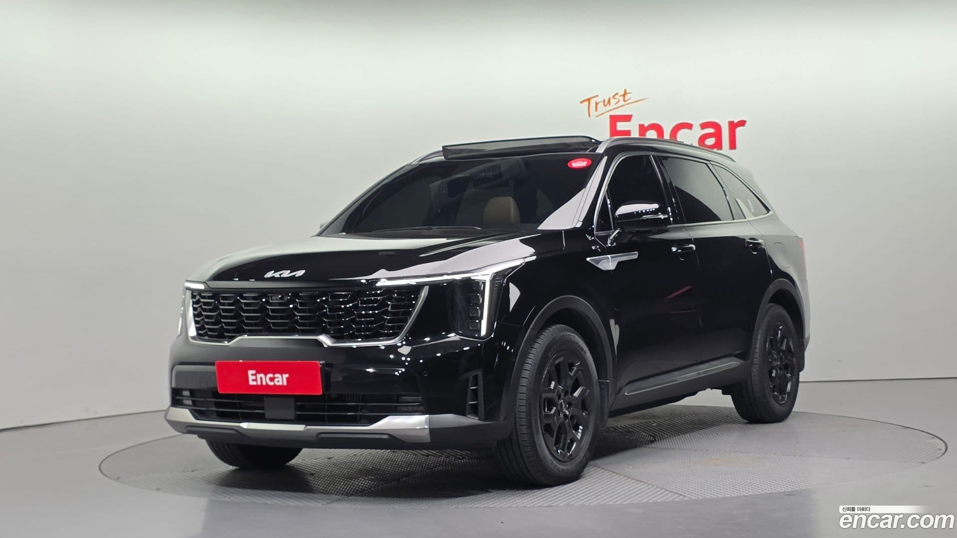 Main__Slider__Photo:Sorento Kia 2023.9-0