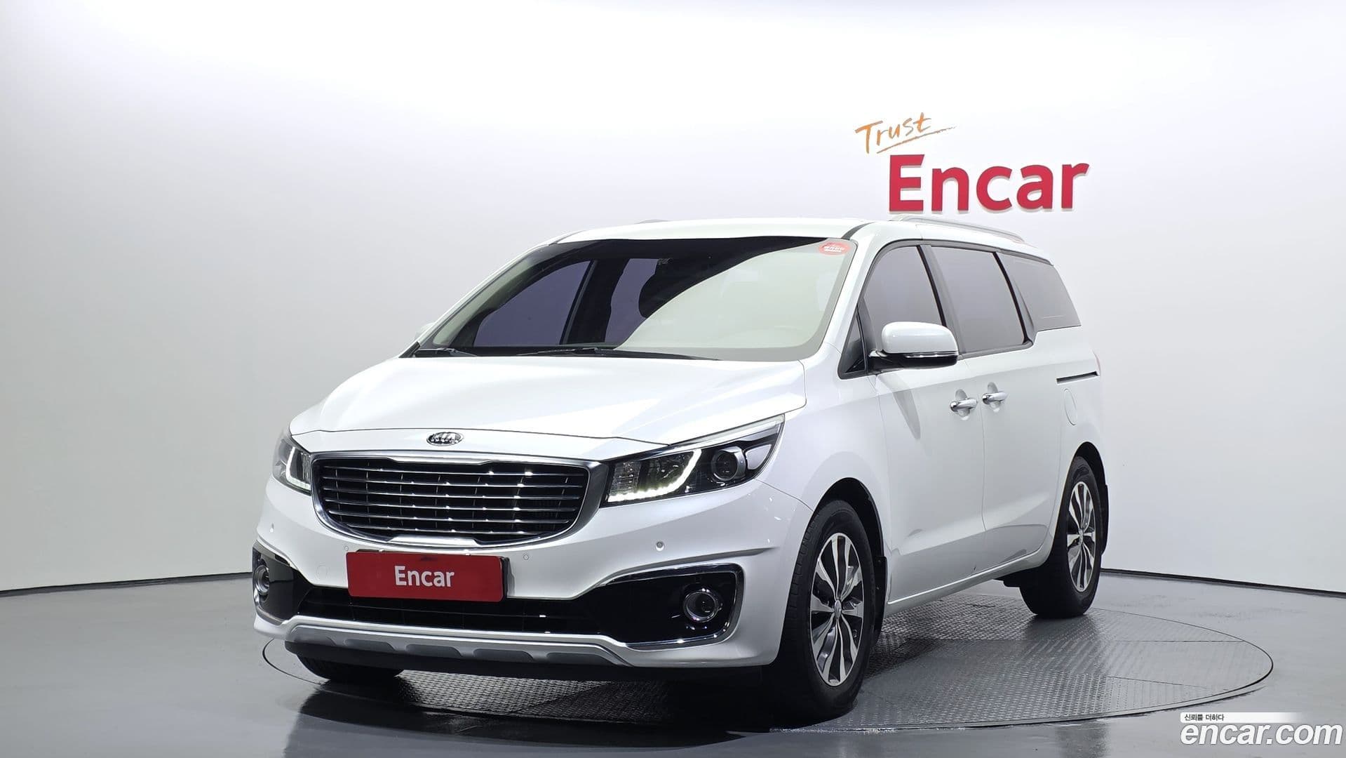 Main__Slider__Photo:Canival Kia 2018.0-0