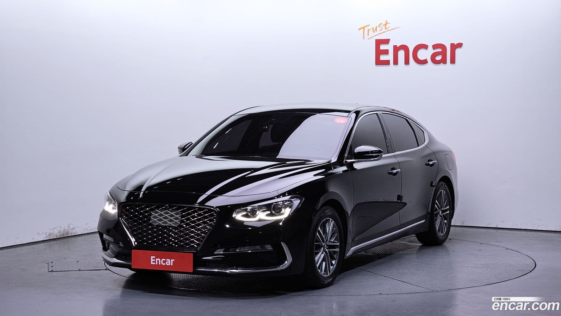 Main__Slider__Photo:Grandeur Hyundai 2017.3-0