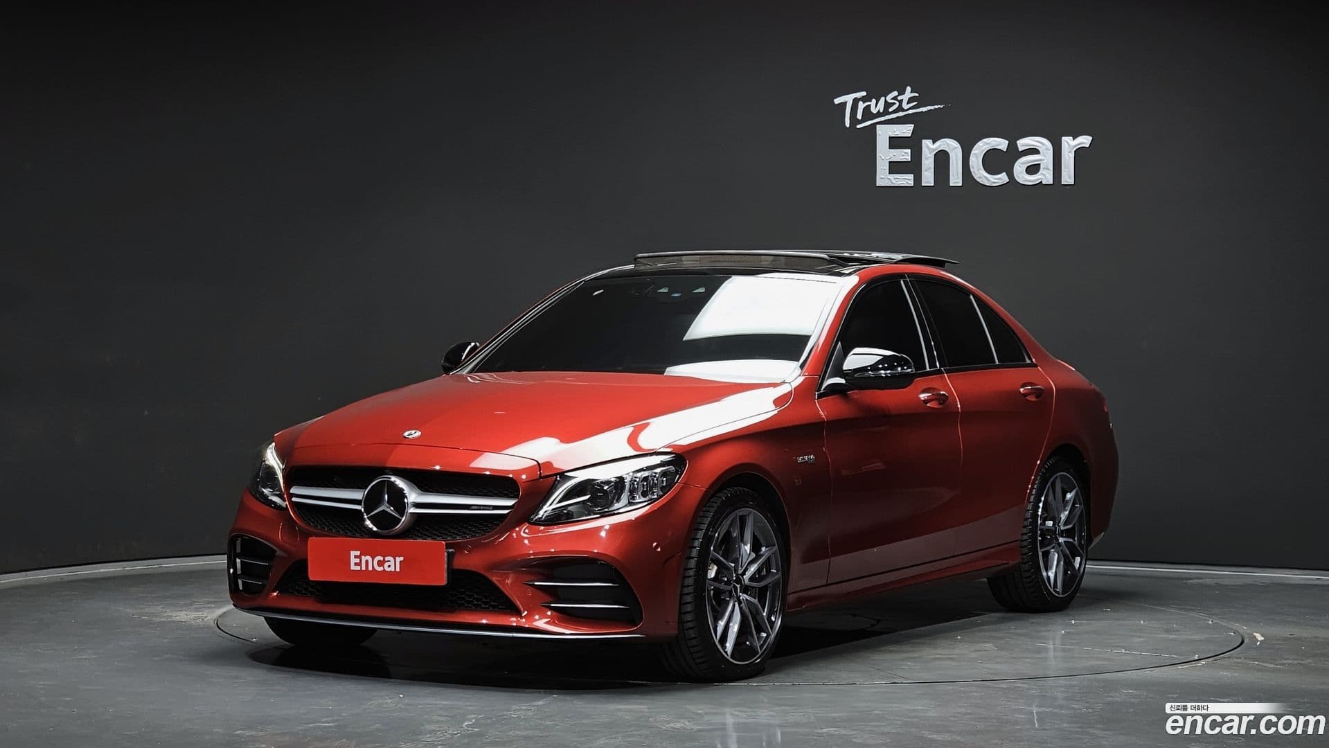 Main__Slider__Photo:C-Class Mercedes-Benz 2019.11-0