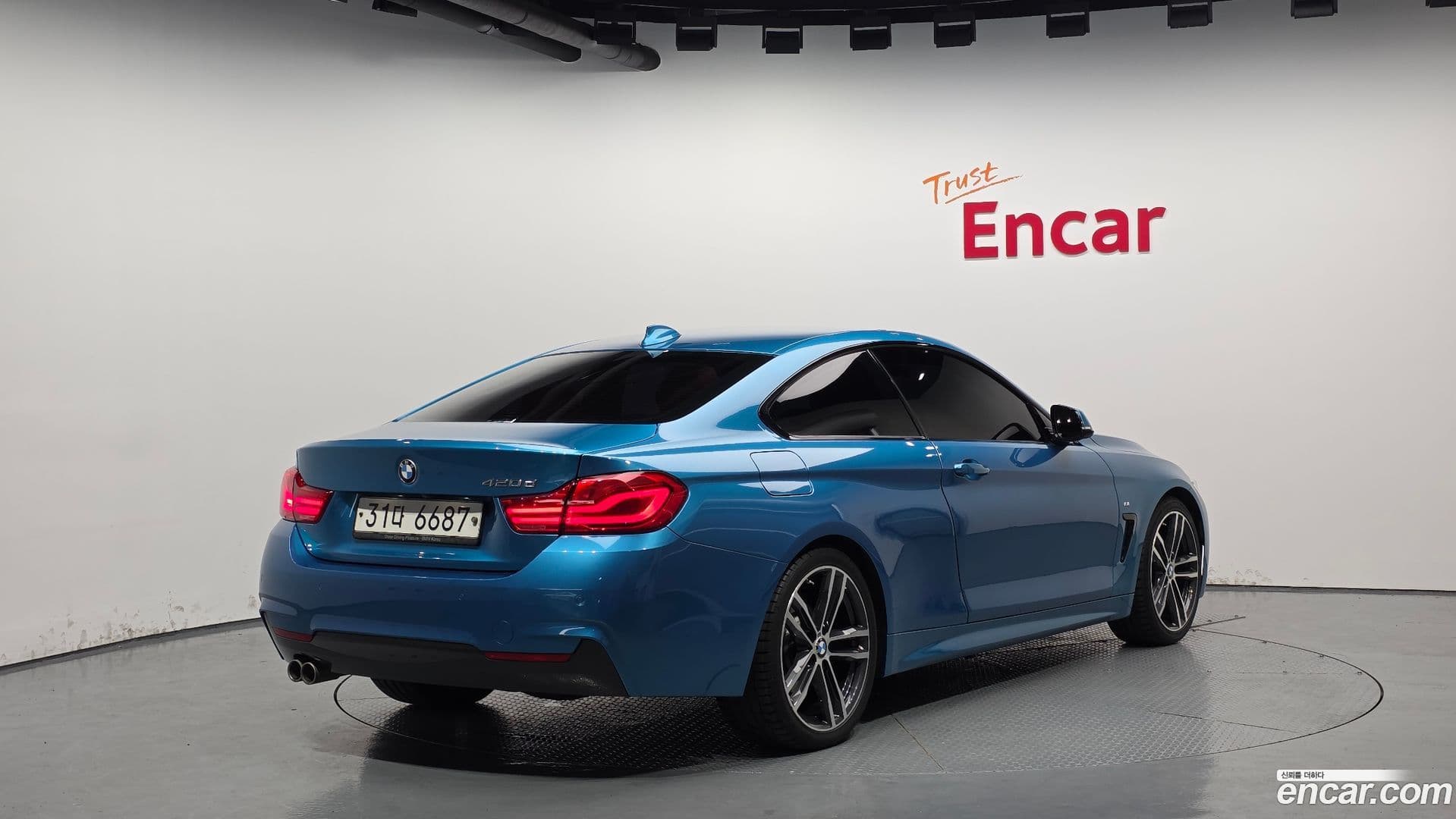 Main__Slider__Photo:4-Series BMW 2018.11-0