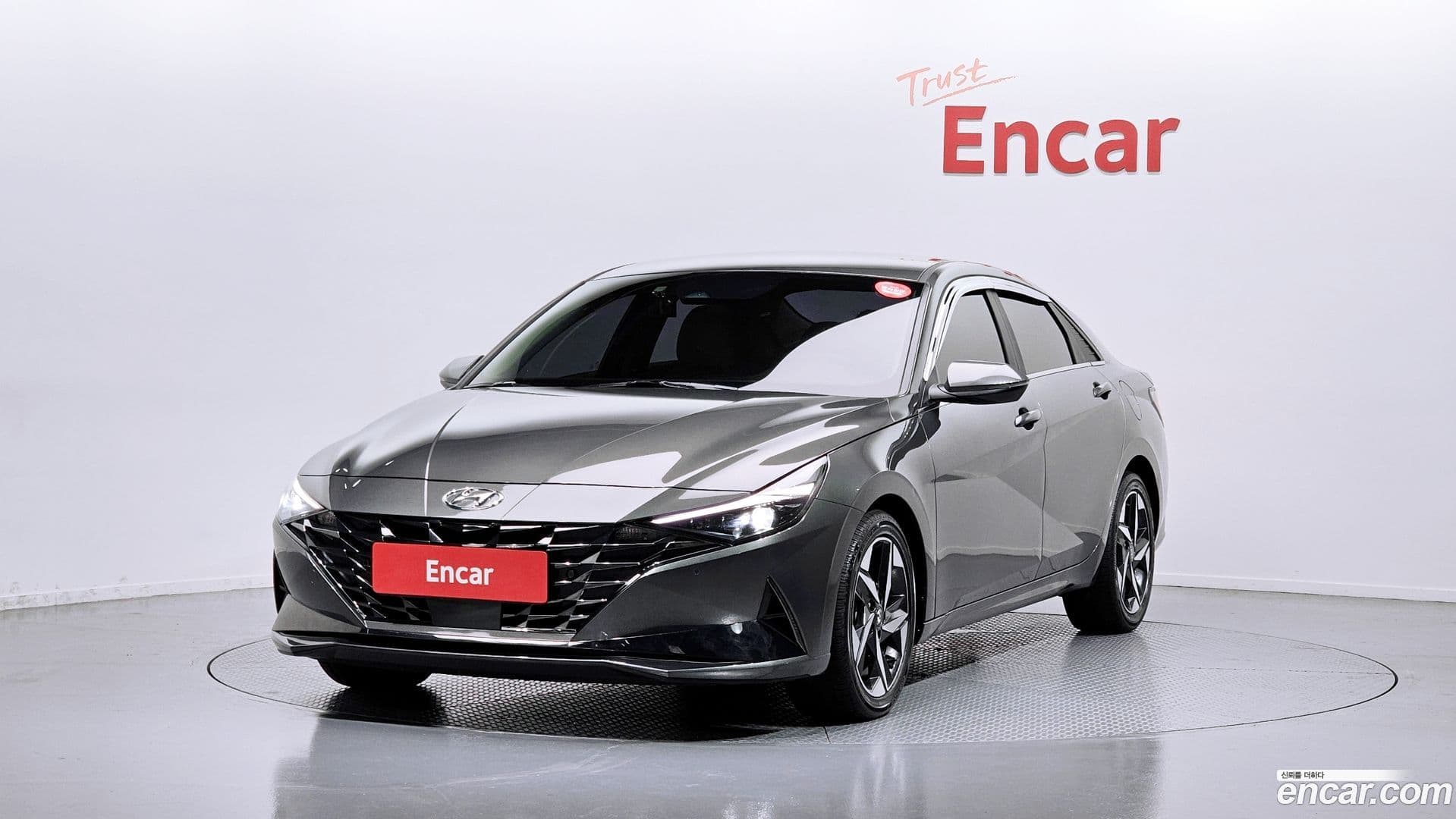 Main__Slider__Photo:AVANTE Hyundai 2021.8-0