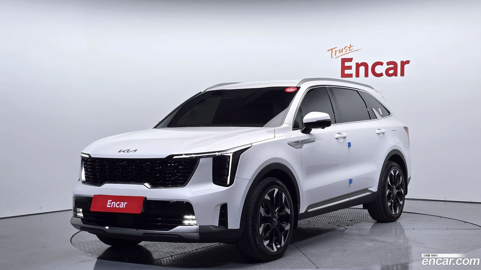 Main__Slider__Photo:Sorento Kia 2024.8-0