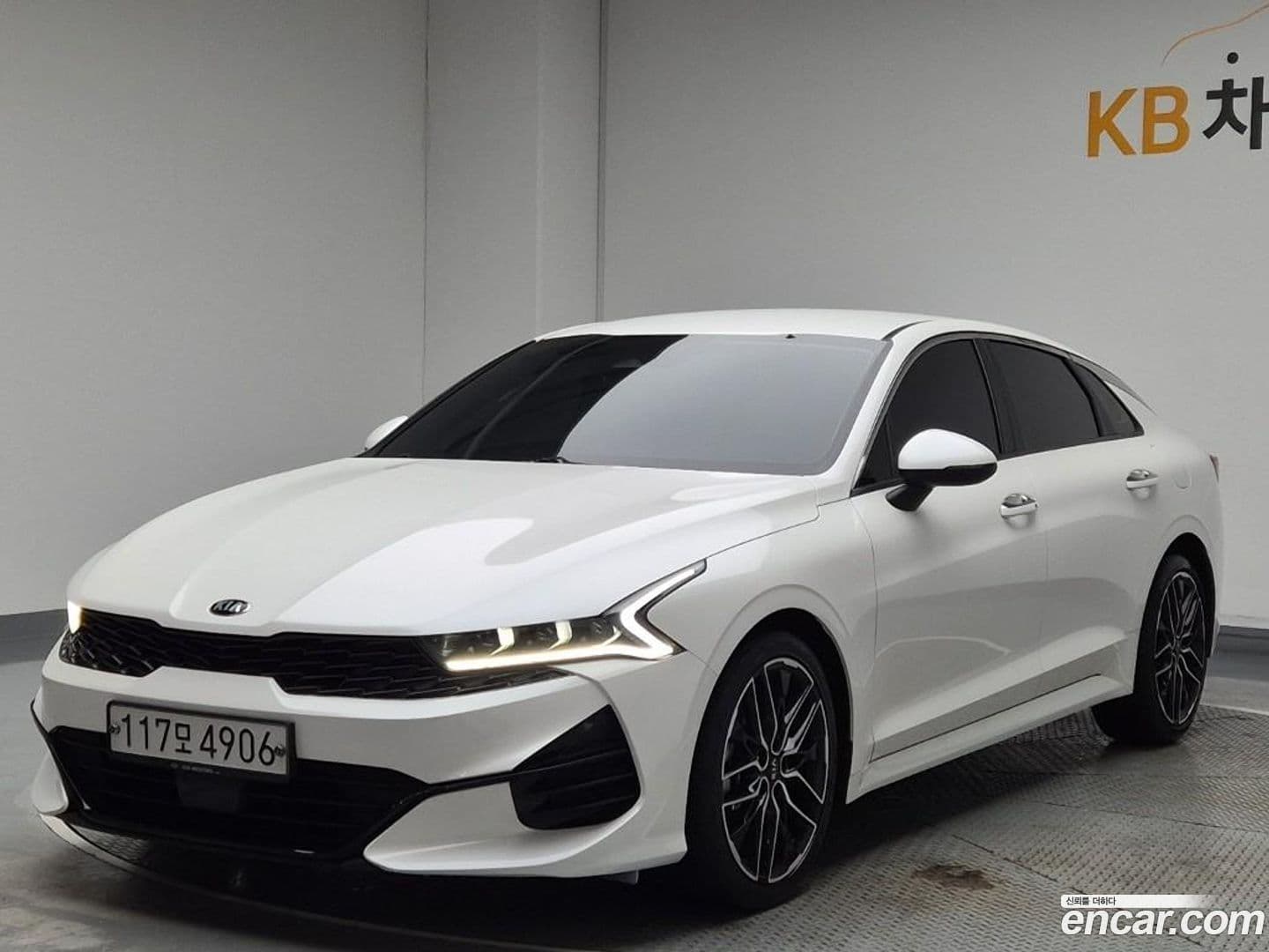 Main__Slider__Photo:K5 Kia 2020.0-0