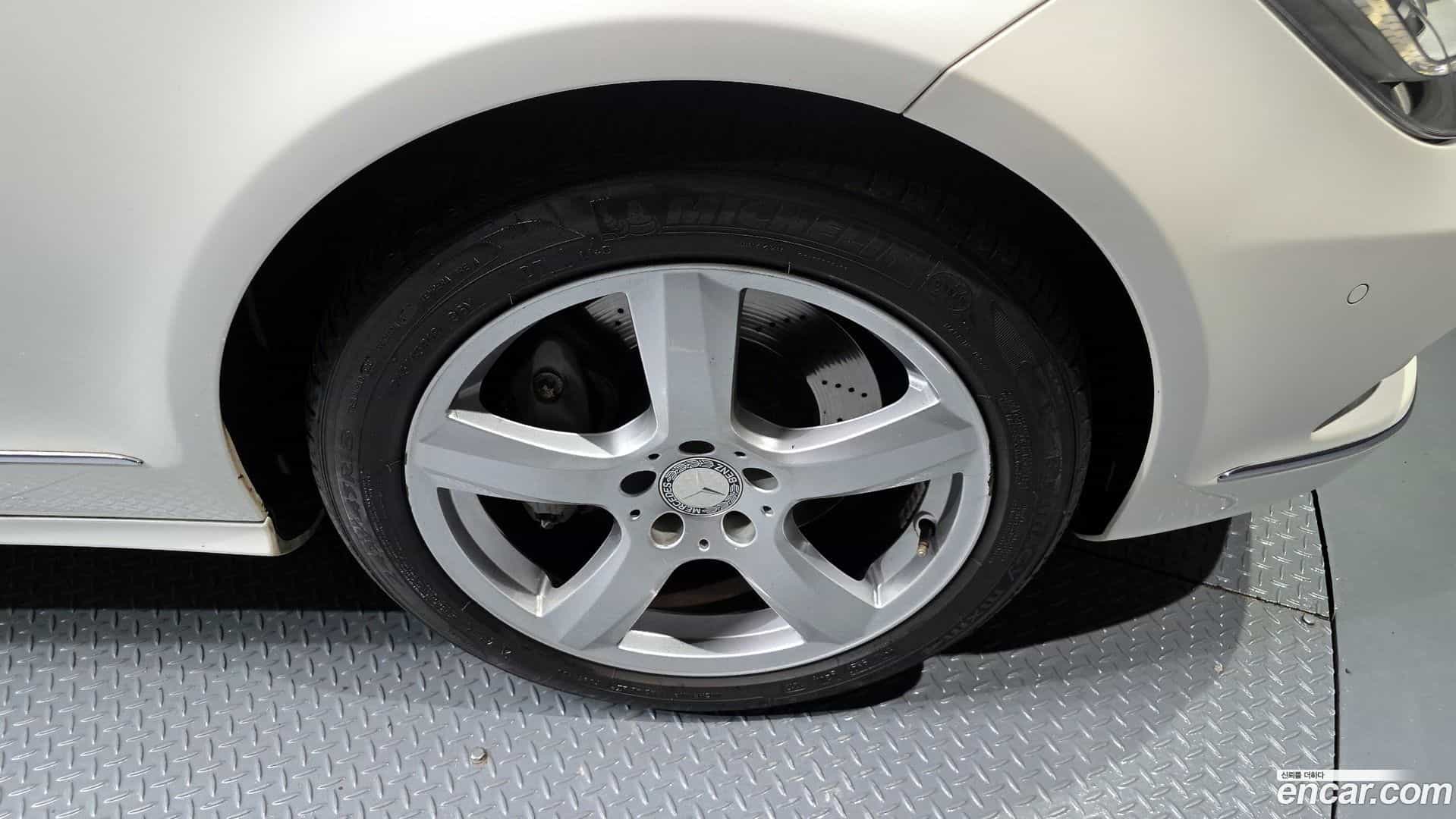 CLS-Class Mercedes-Benz 2013.3-OUTER-005