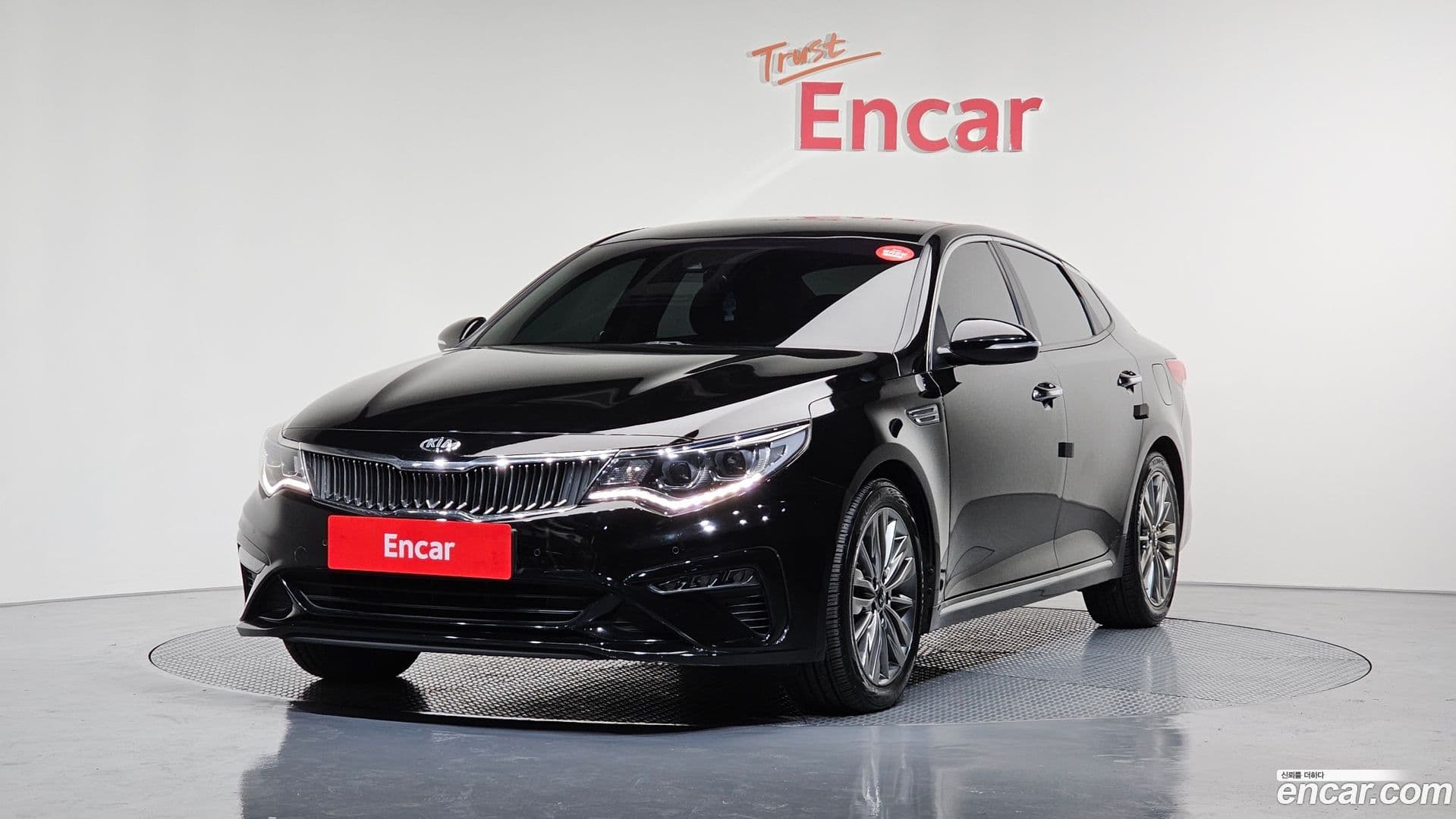 Main__Slider__Photo:K5 Kia 2019.8-0