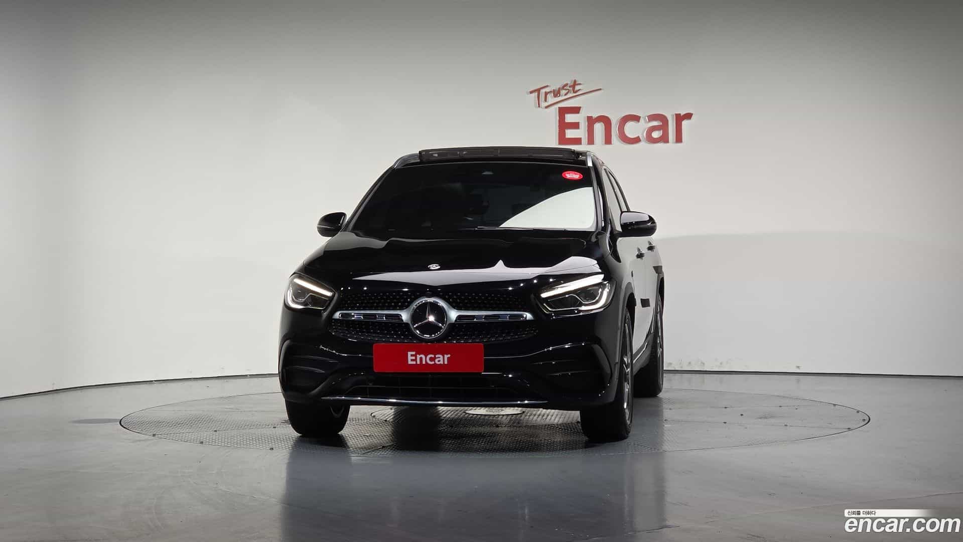 GLA-Class Mercedes-Benz 2020.9-OUTER-003