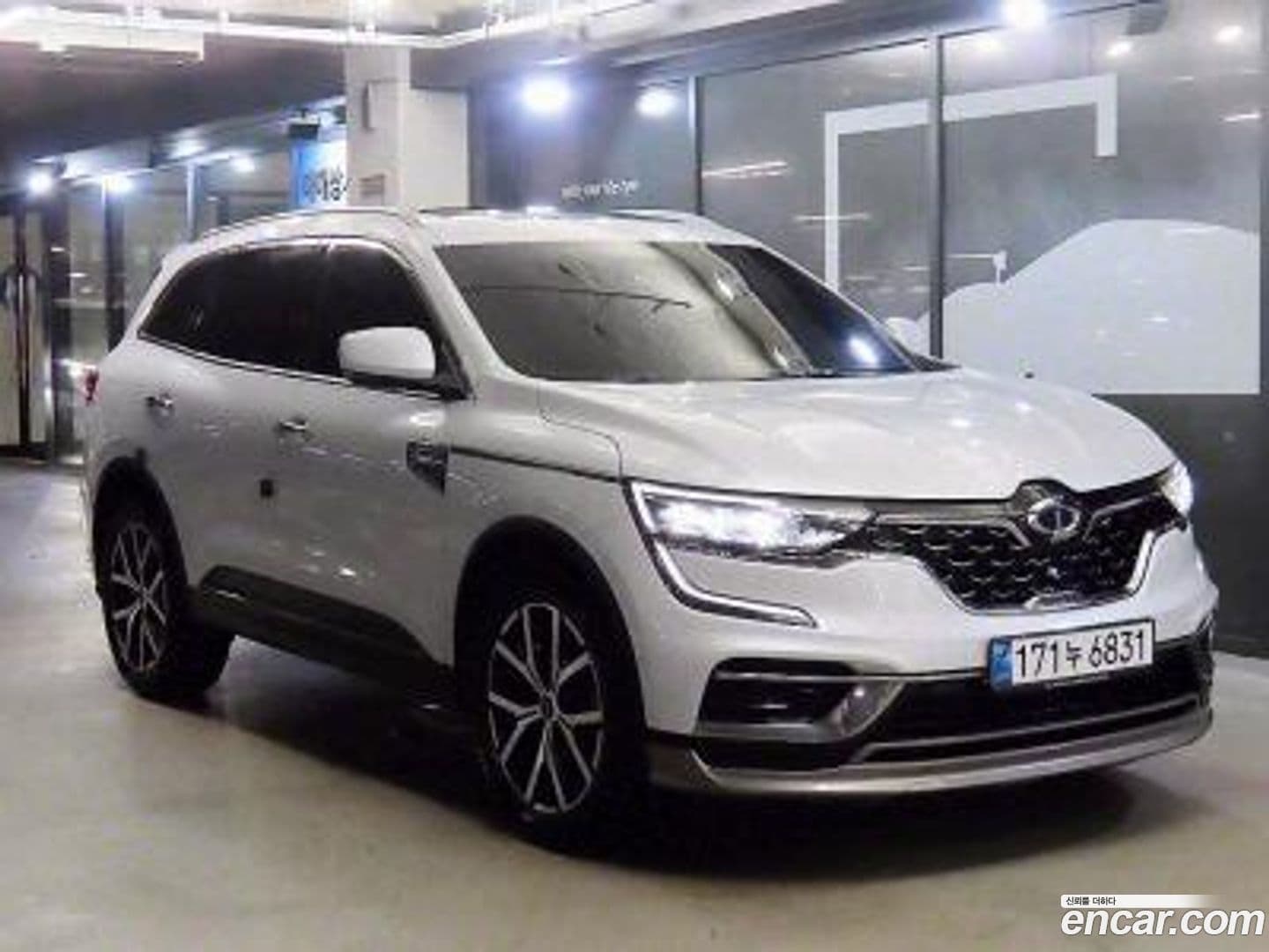 Main__Slider__Photo:QM6 Renault Korea 2021.0-0