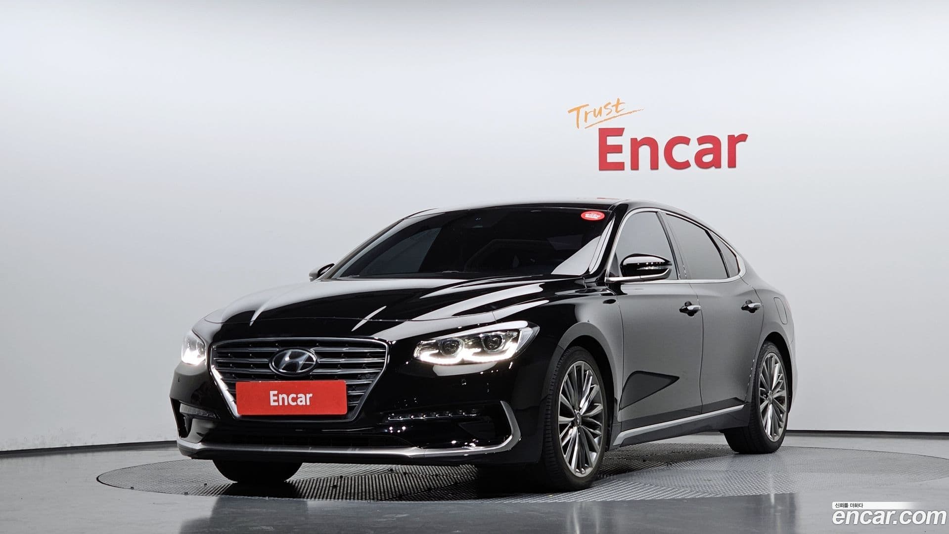 Main__Slider__Photo:Grandeur Hyundai 2017.7-0