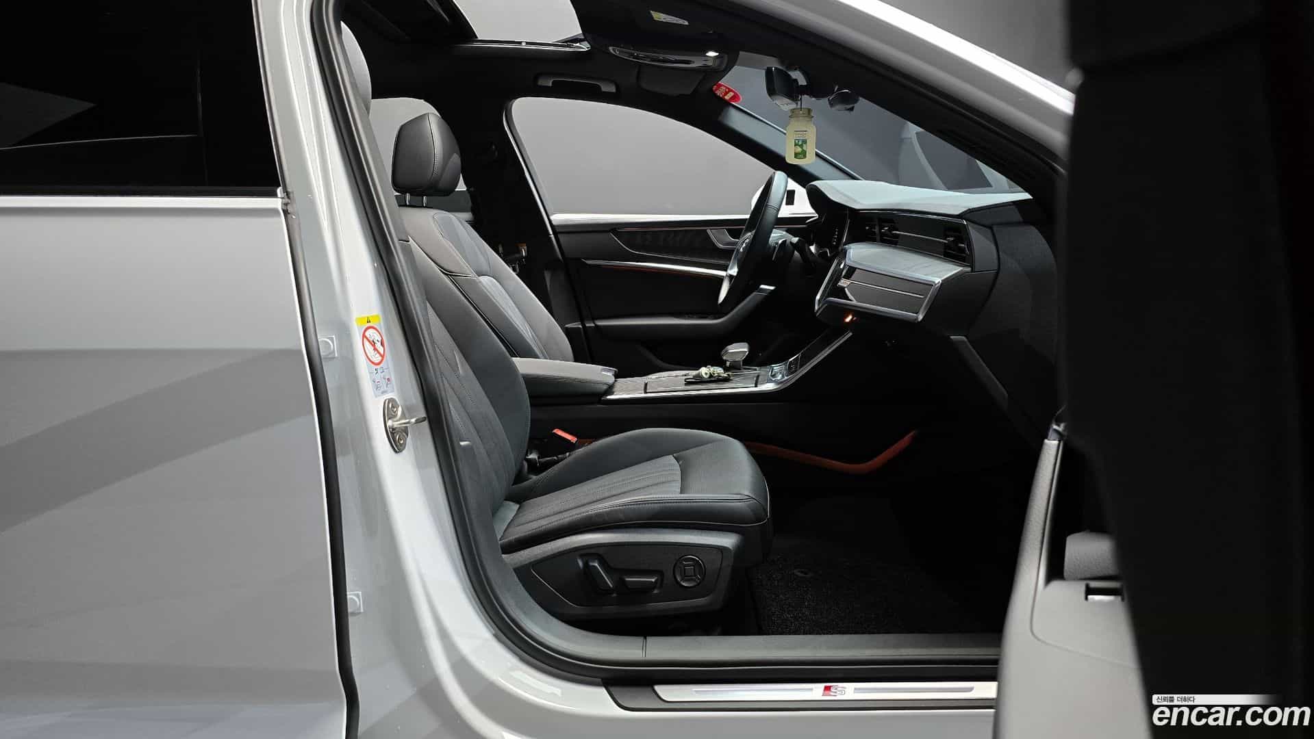 A6 Audi 2022.4-INNER-010