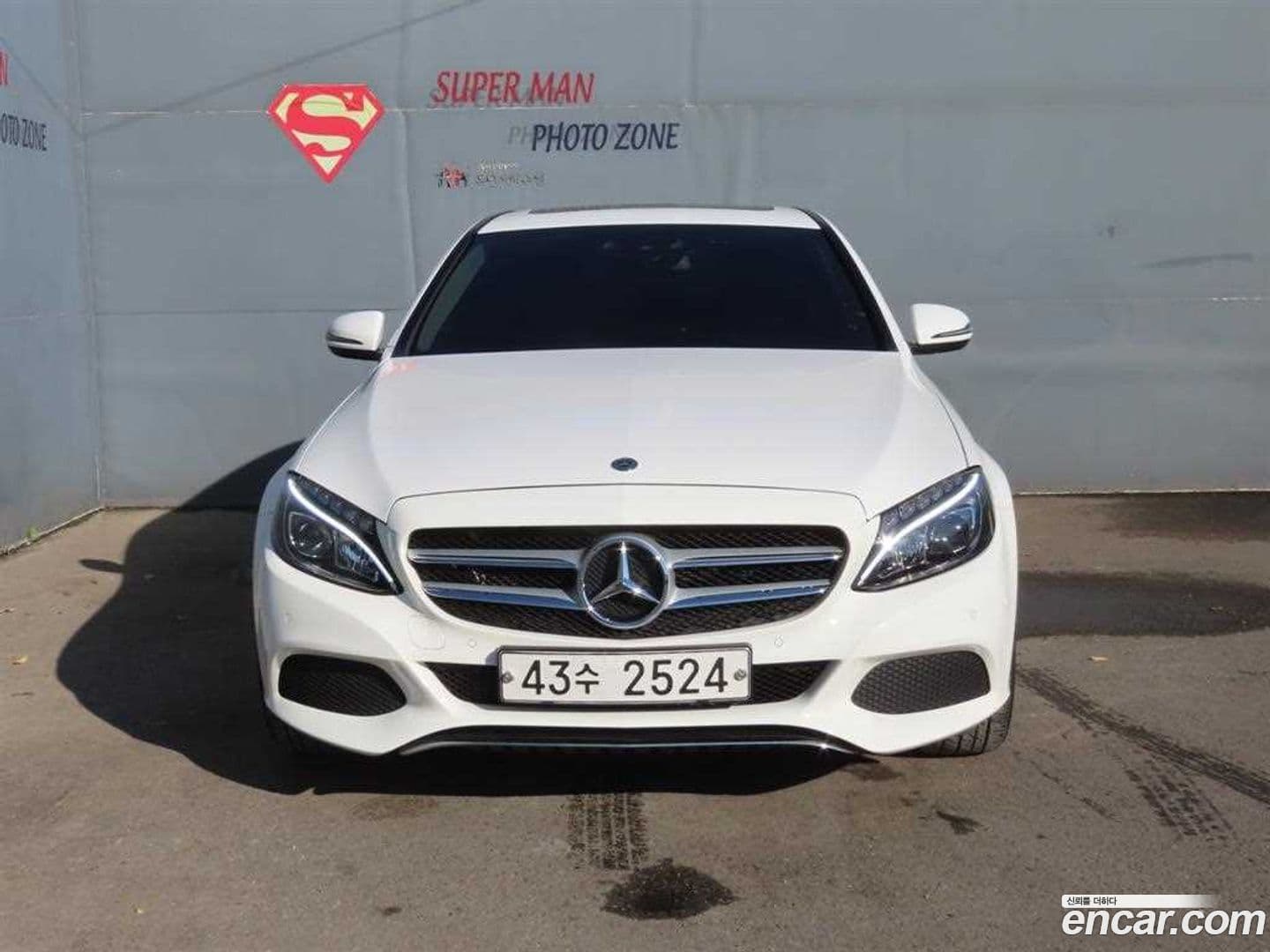 Main__Slider__Photo:C-Class Mercedes-Benz 2017.10-0