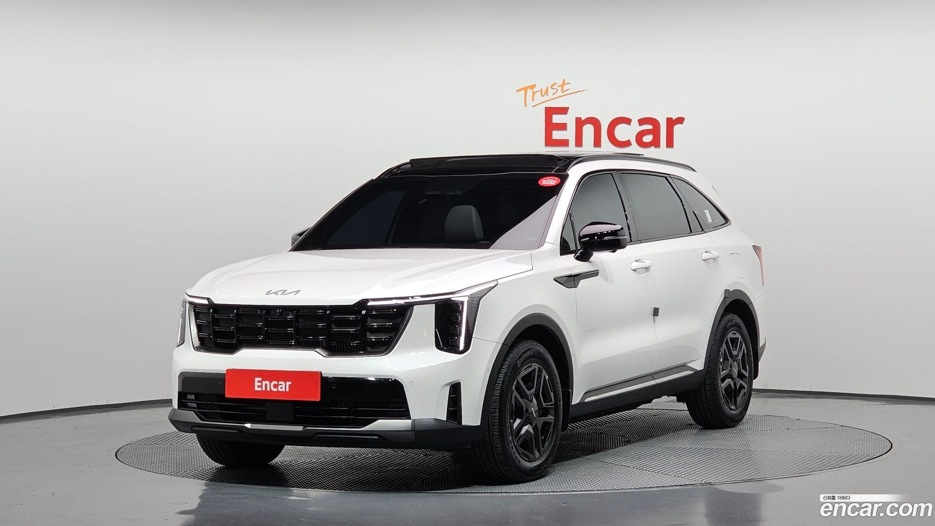 Main__Slider__Photo:Sorento Kia 2023.9-0