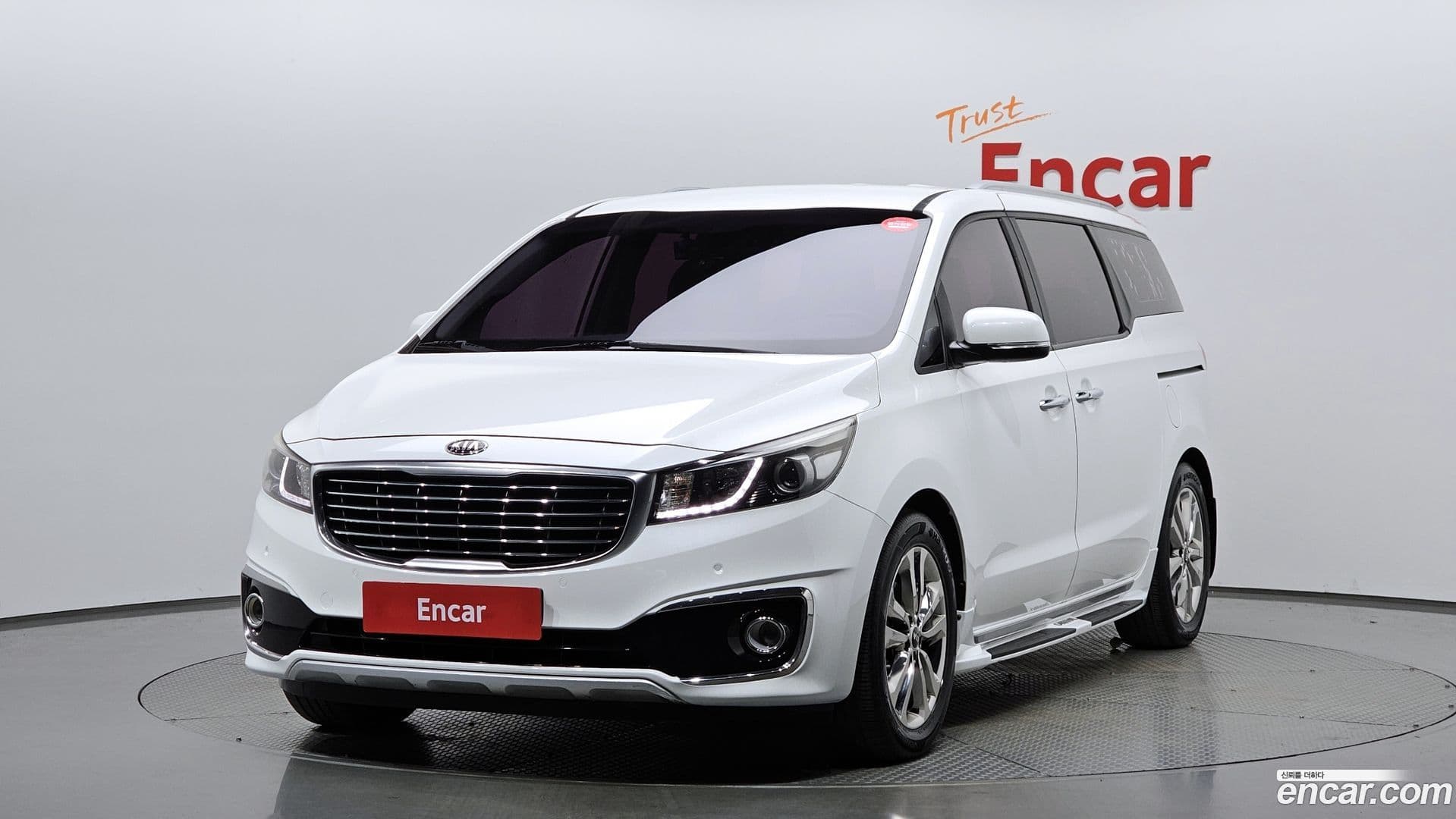 Main__Slider__Photo:Canival Kia 2015.3-0