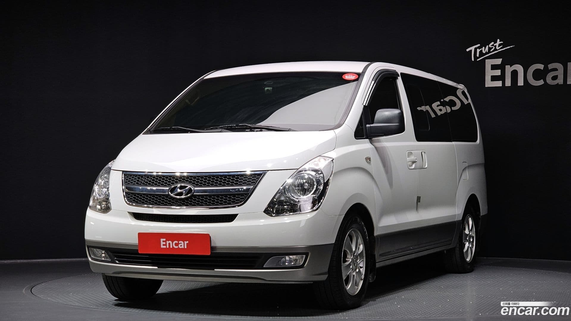 Main__Slider__Photo:Starex Hyundai 2011.8-0