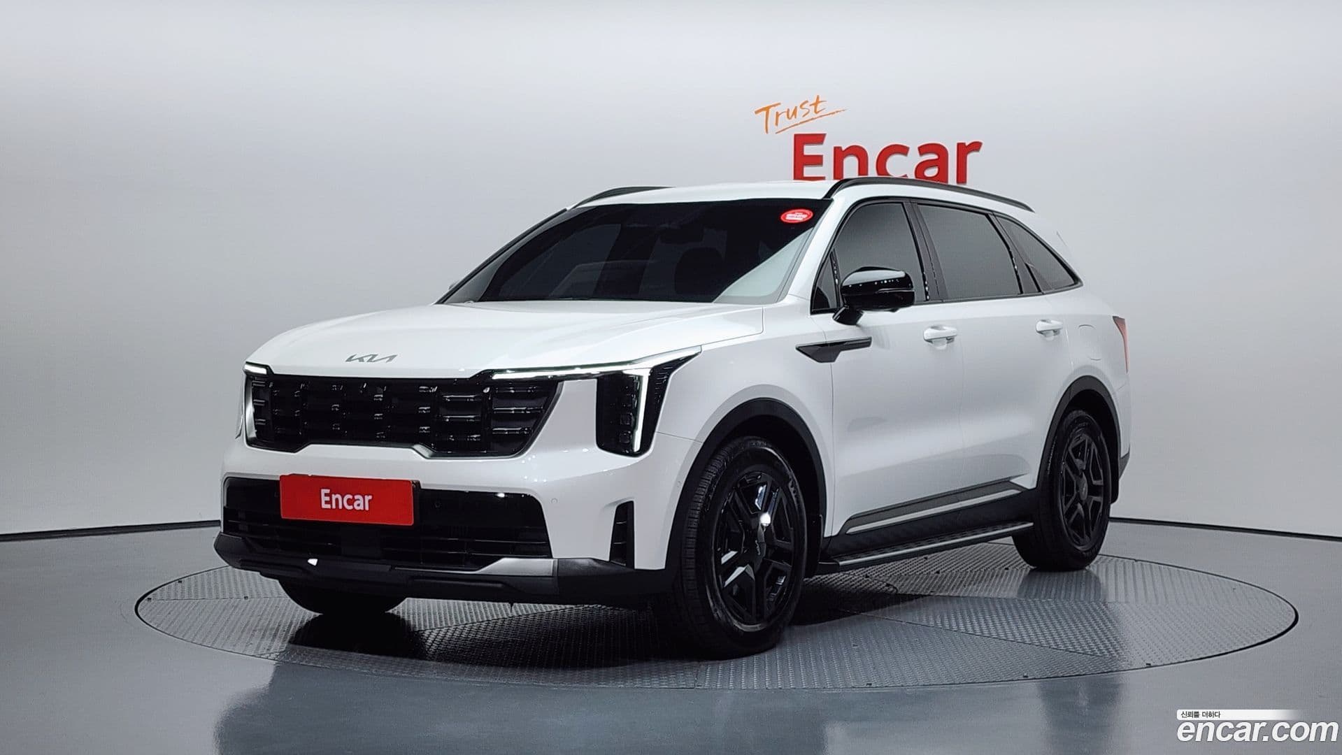 Main__Slider__Photo:Sorento Kia 2023.9-0