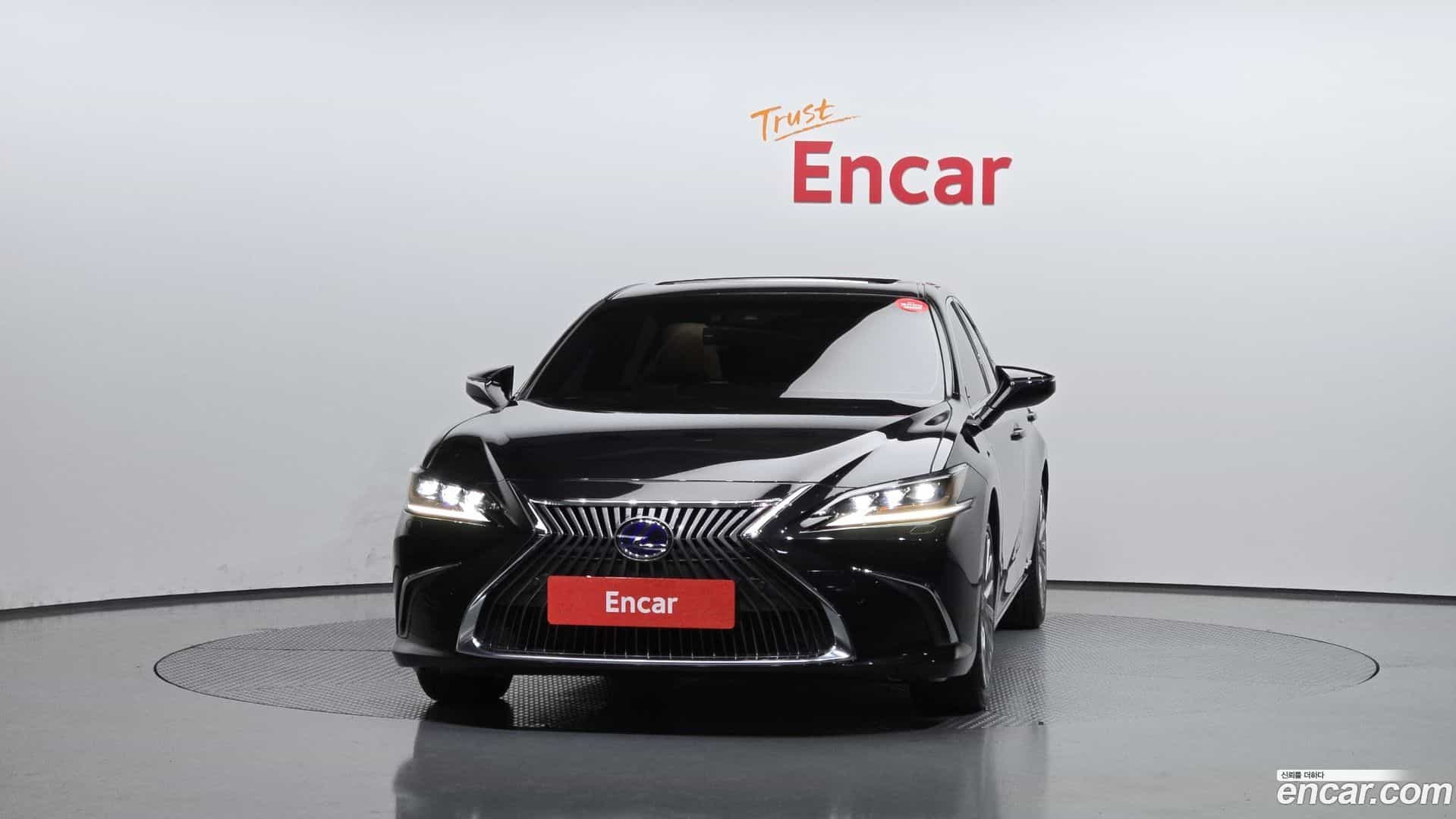ES Lexus 2020.8-OUTER-003