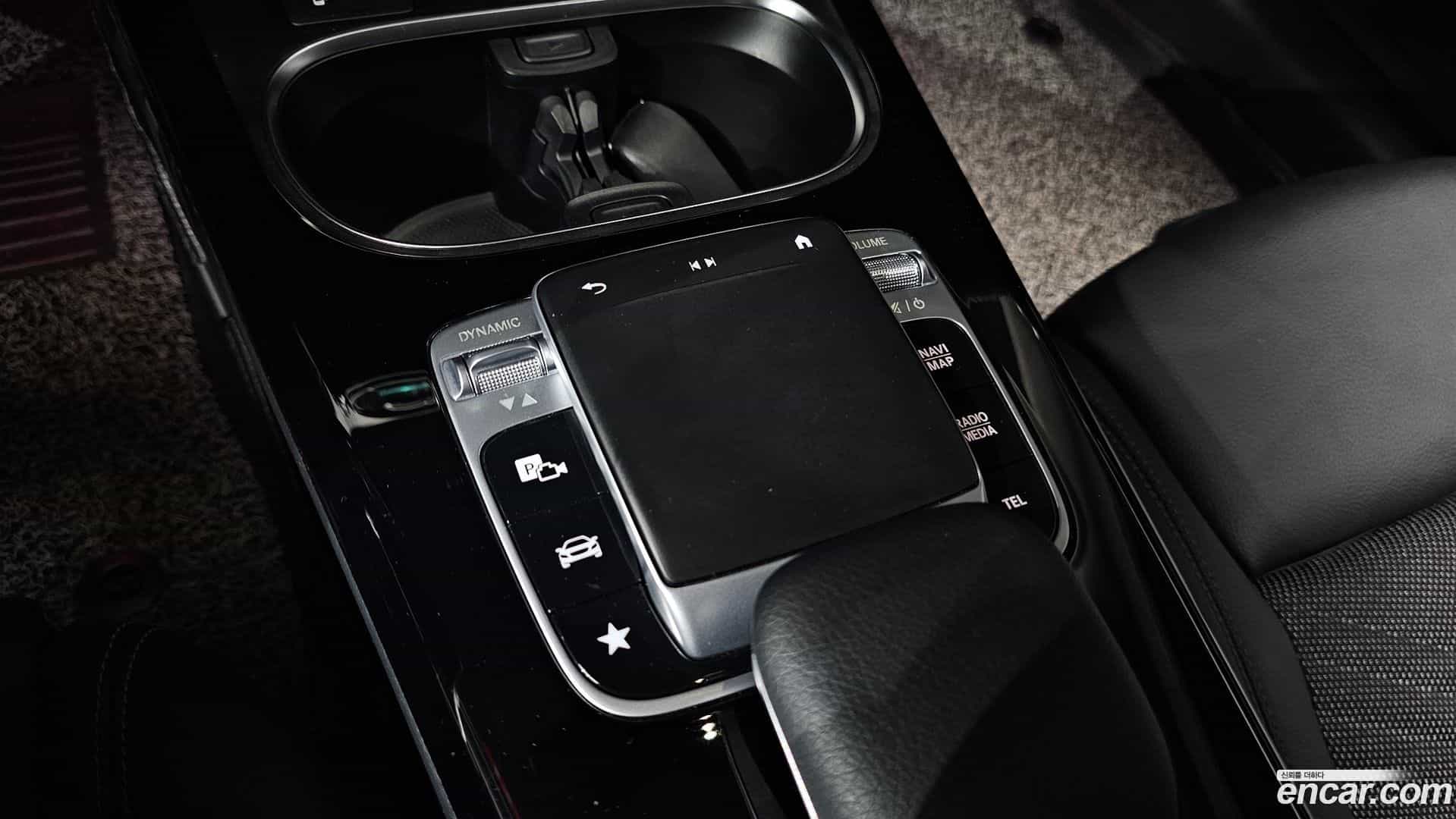 A-Class Mercedes-Benz 2020.2-OPTION-020