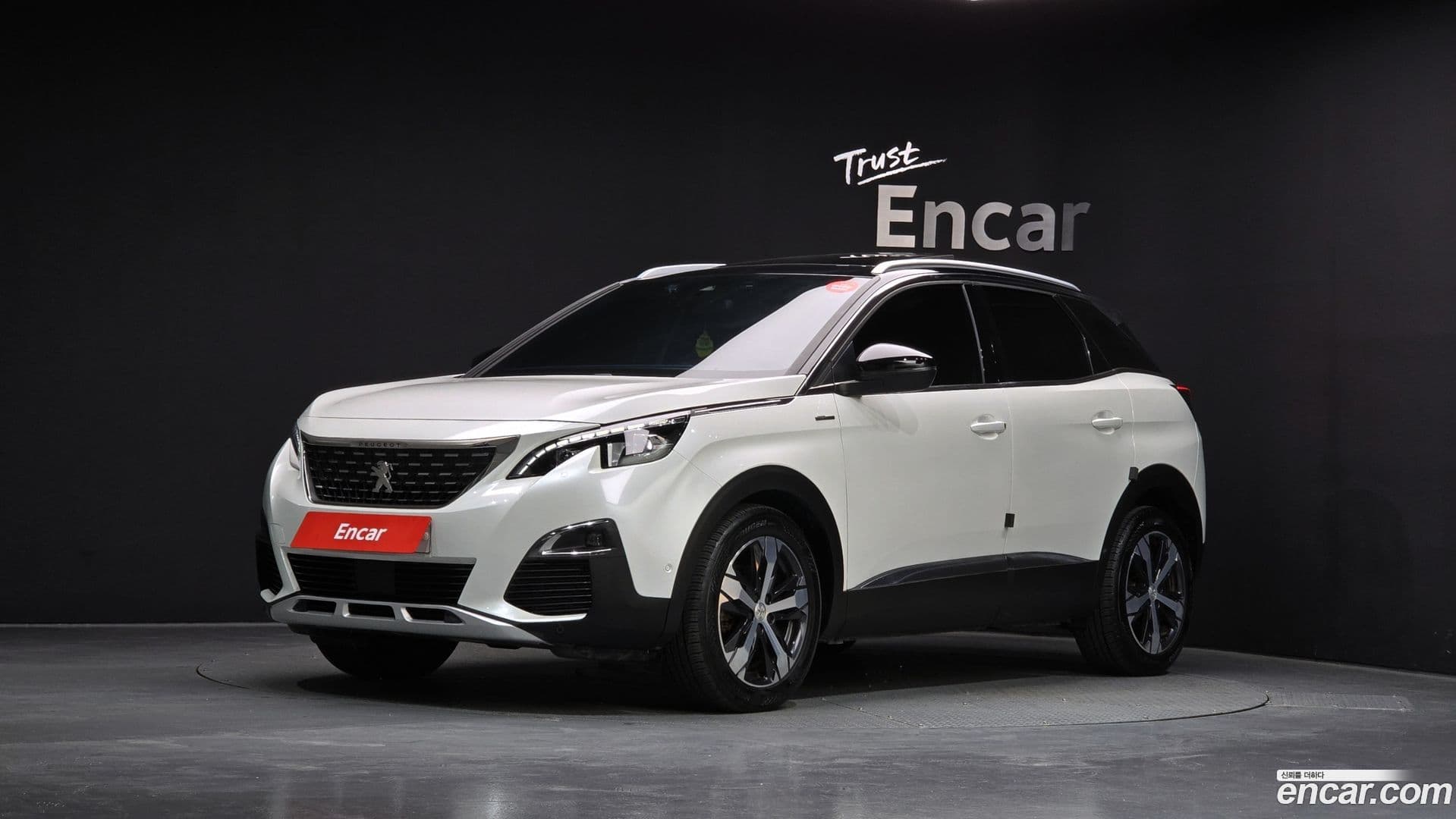Main__Slider__Photo:3008 Peugeot 2017.11-0