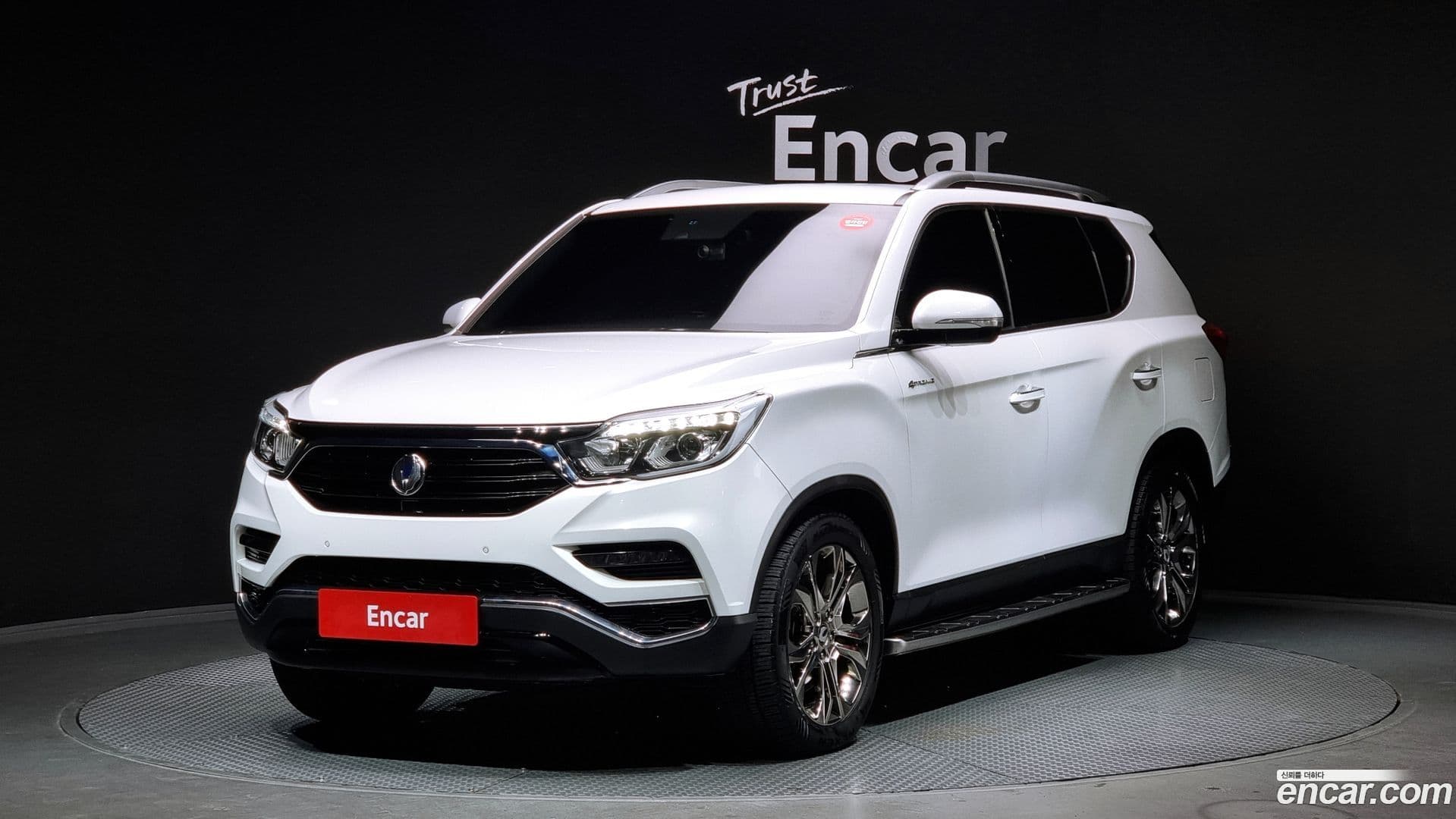 Main__Slider__Photo:Rexton KG Mobility 2018.9-0