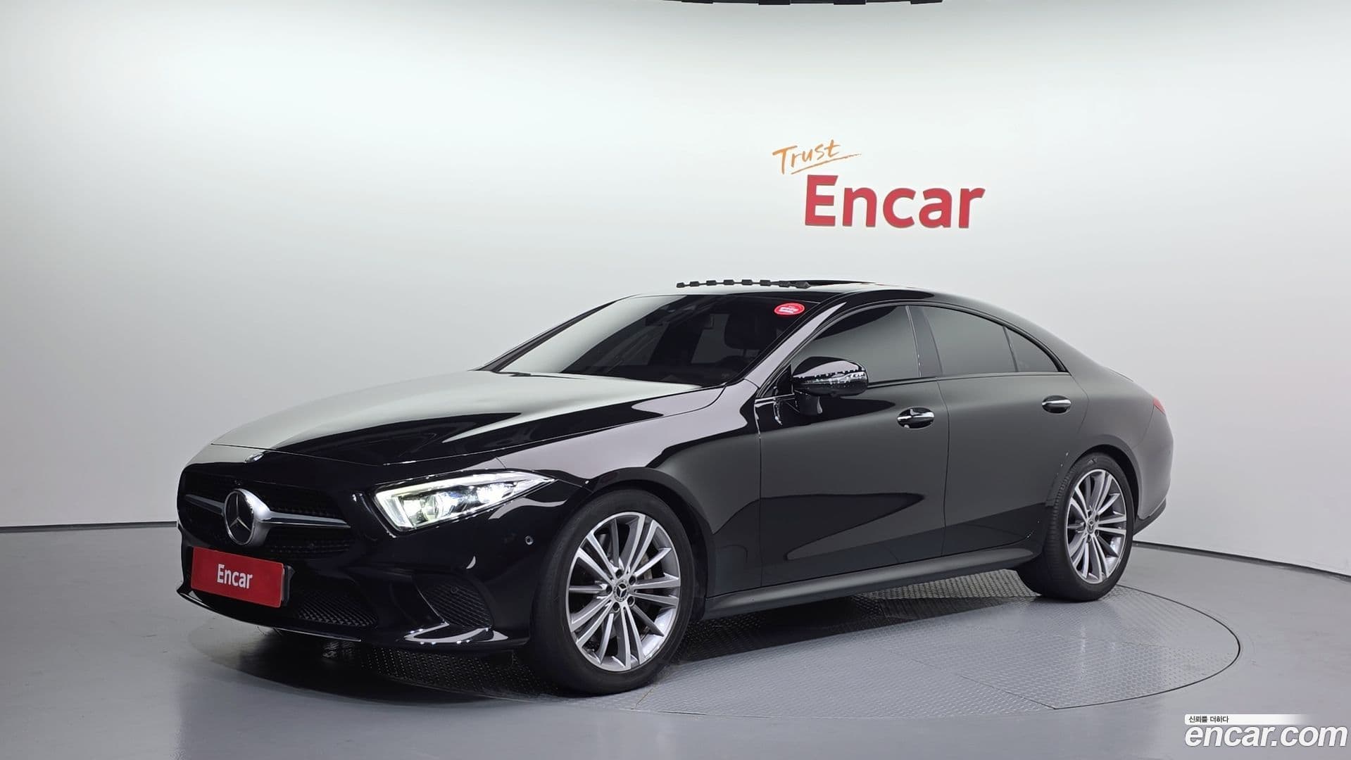 Main__Slider__Photo:CLS-Class Mercedes-Benz 2018.10-0