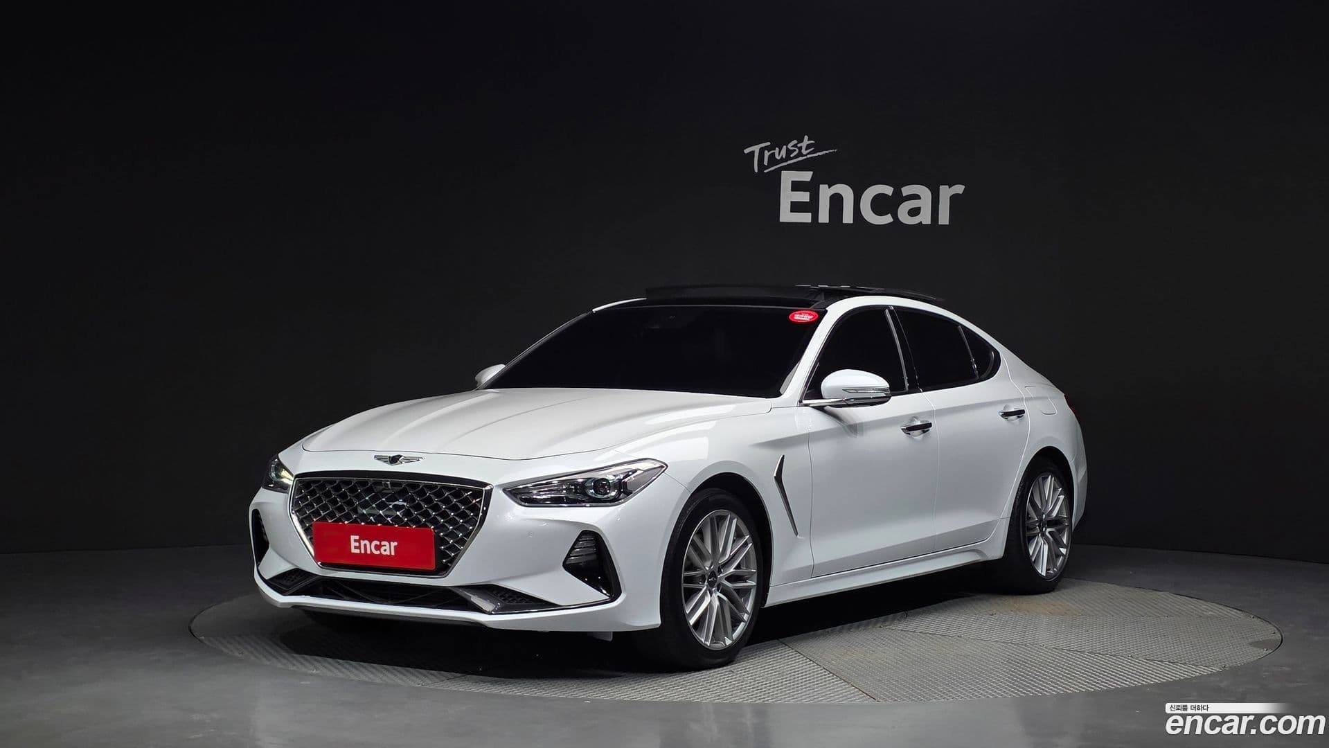 Main__Slider__Photo:G70 Genesis 2019.6-0