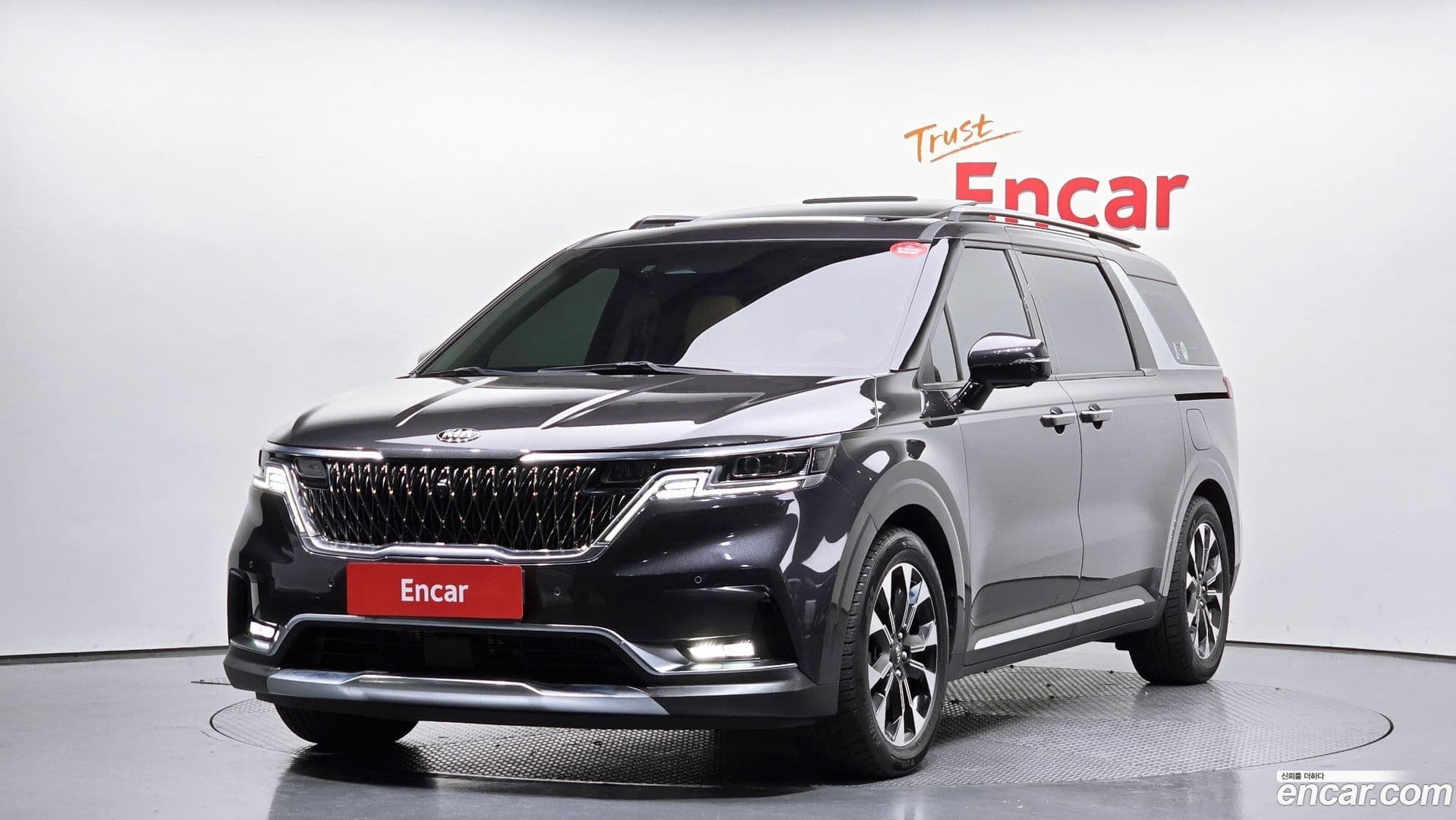 Main__Slider__Photo:Canival Kia 2021.2-0