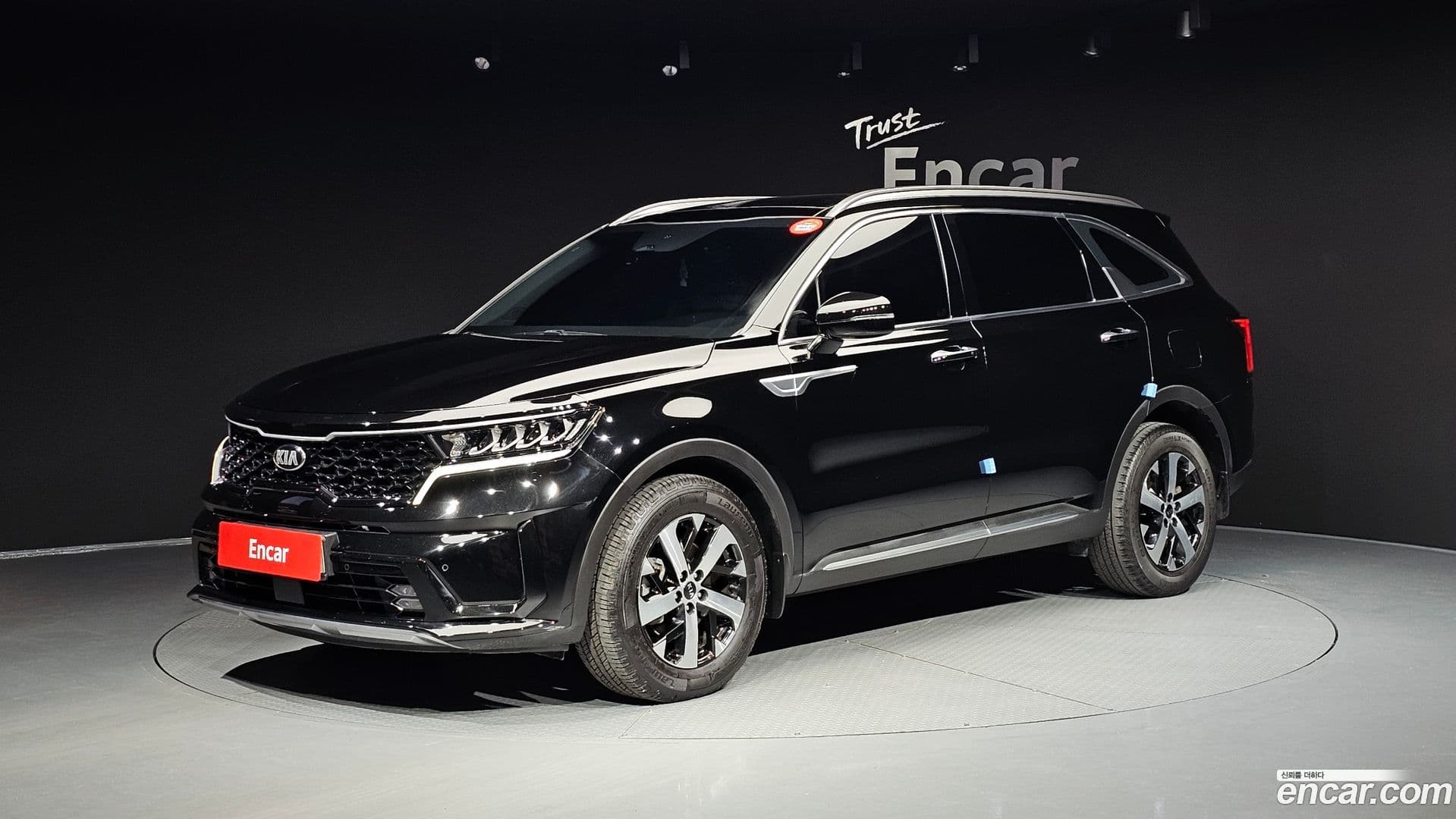 Main__Slider__Photo:Sorento Kia 2020.10-0