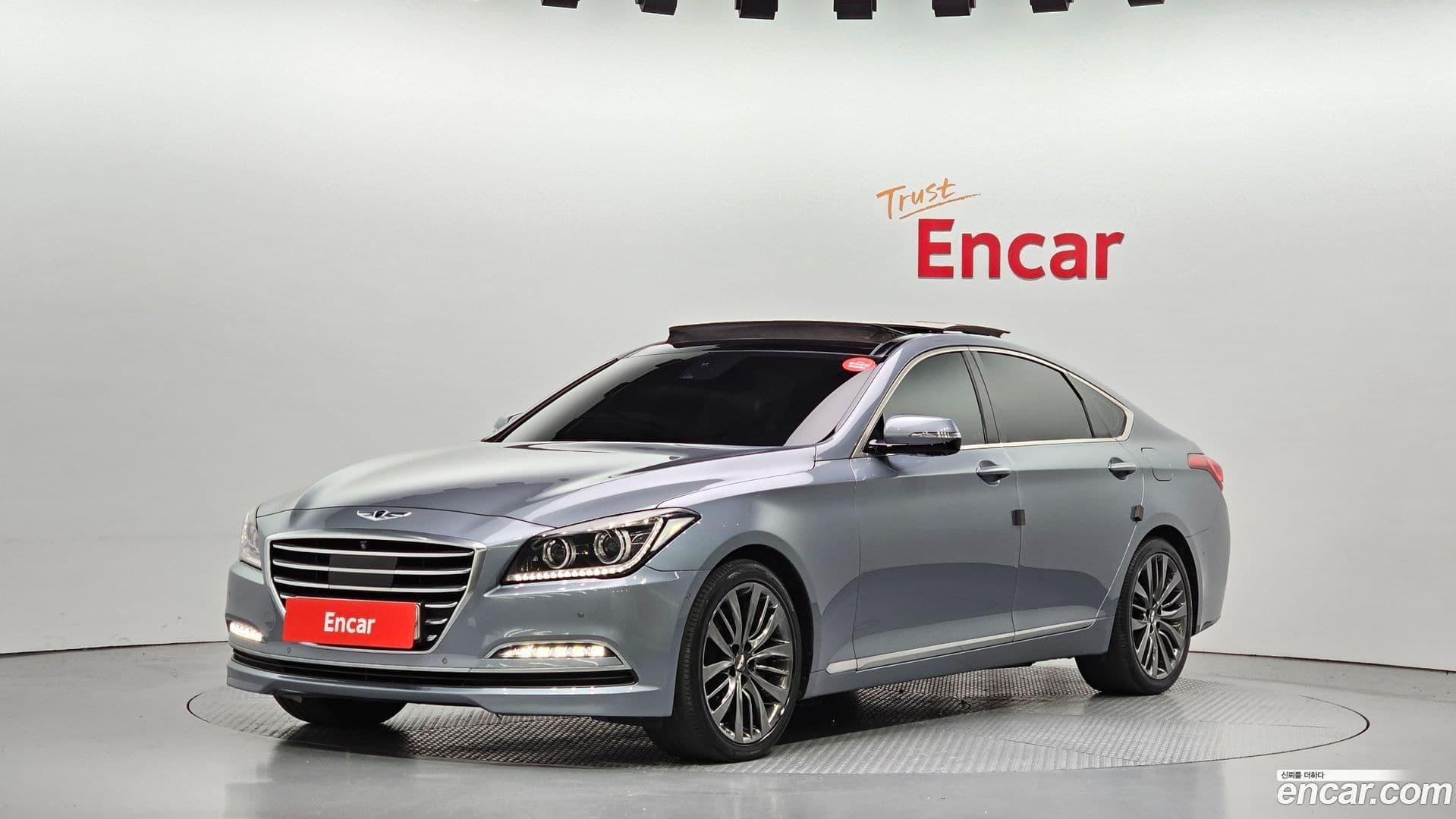 Main__Slider__Photo:Genesis Hyundai 2015.7-0