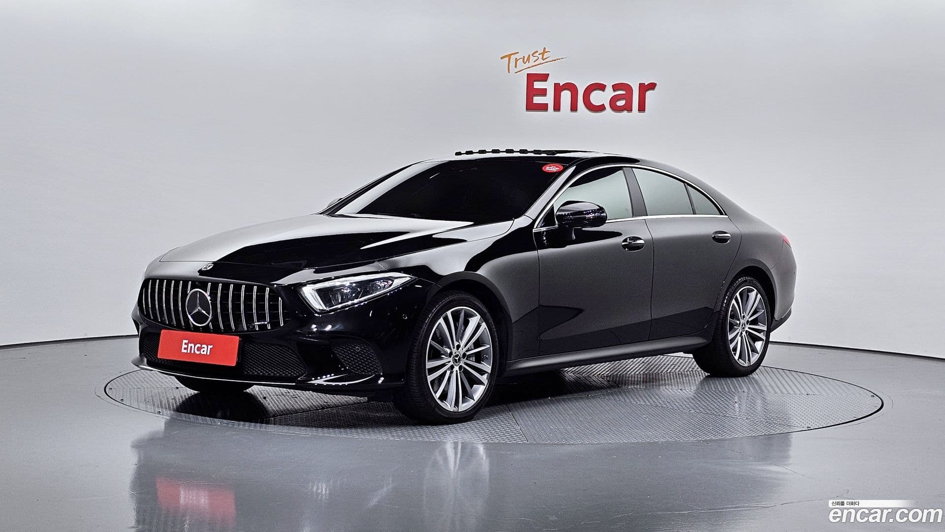 Main__Slider__Photo:CLS-Class Mercedes-Benz 2019.6-0