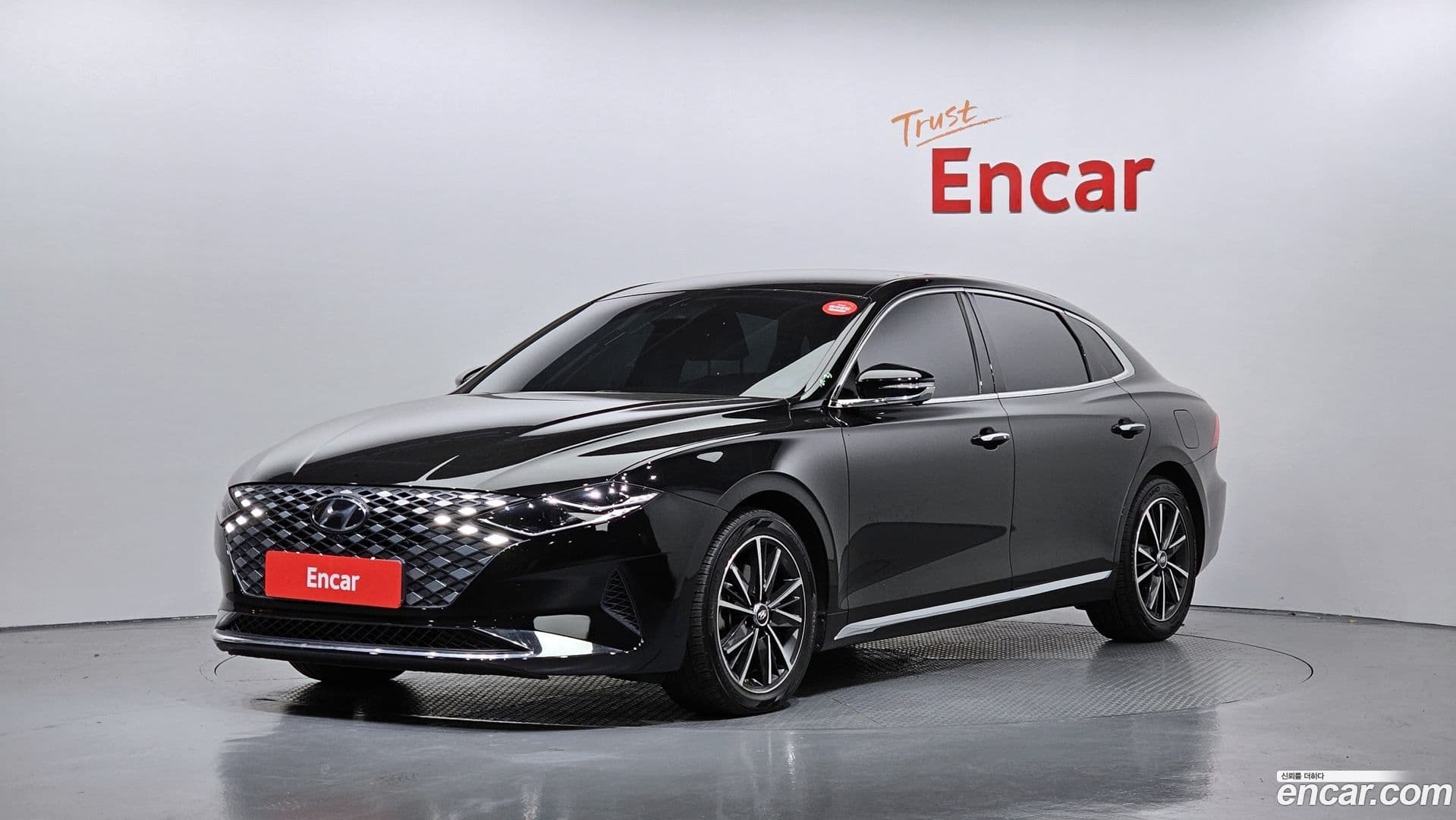 Main__Slider__Photo:Grandeur Hyundai 2021.5-0