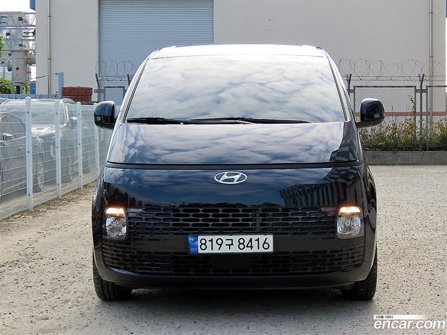 Main__Slider__Photo:Staria Hyundai 2023.7-0