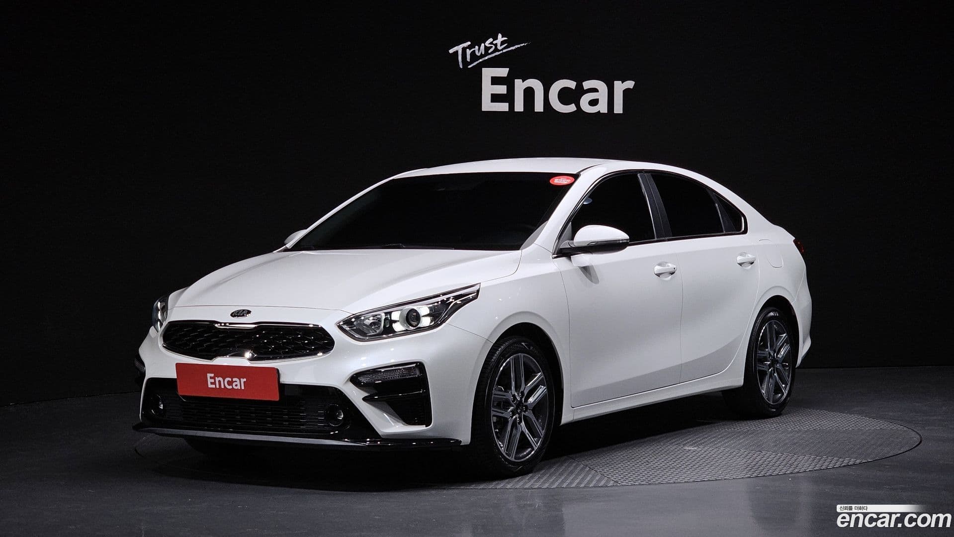 Main__Slider__Photo:K3 Kia 2019.4-0