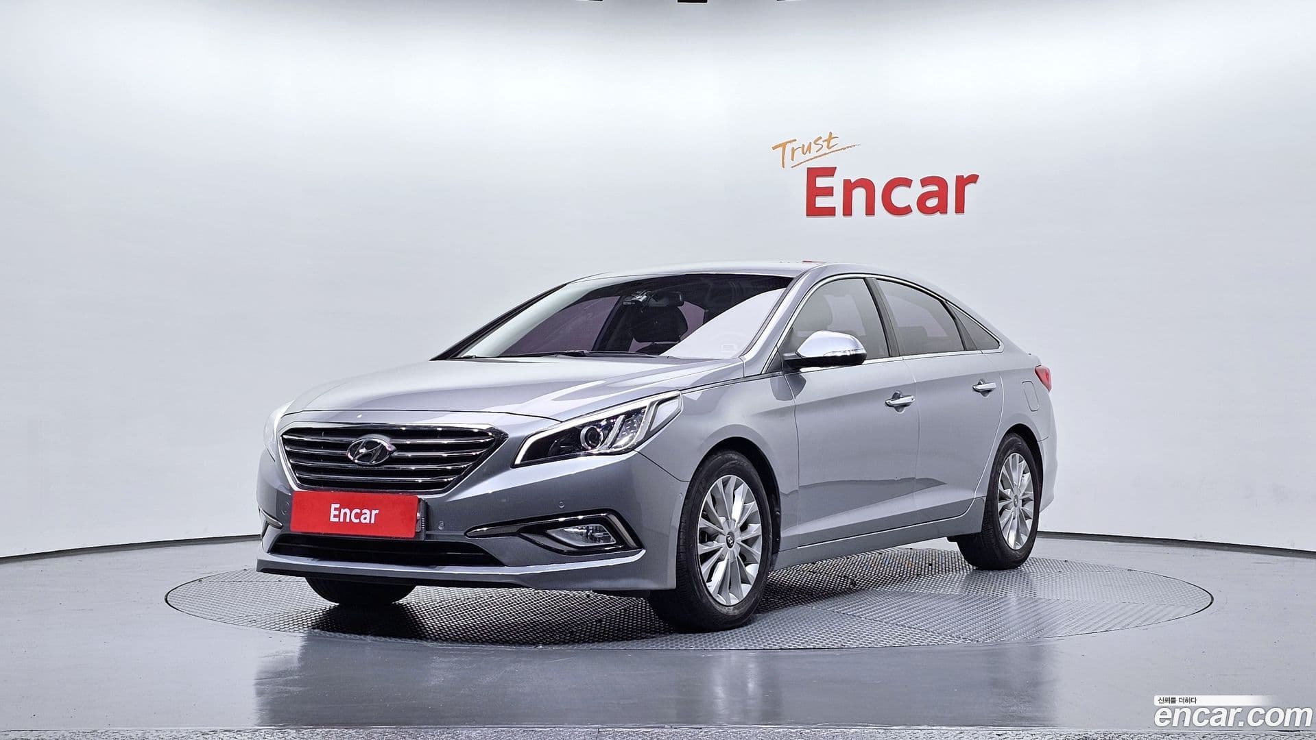 Main__Slider__Photo:Sonata Hyundai 2014.10-0