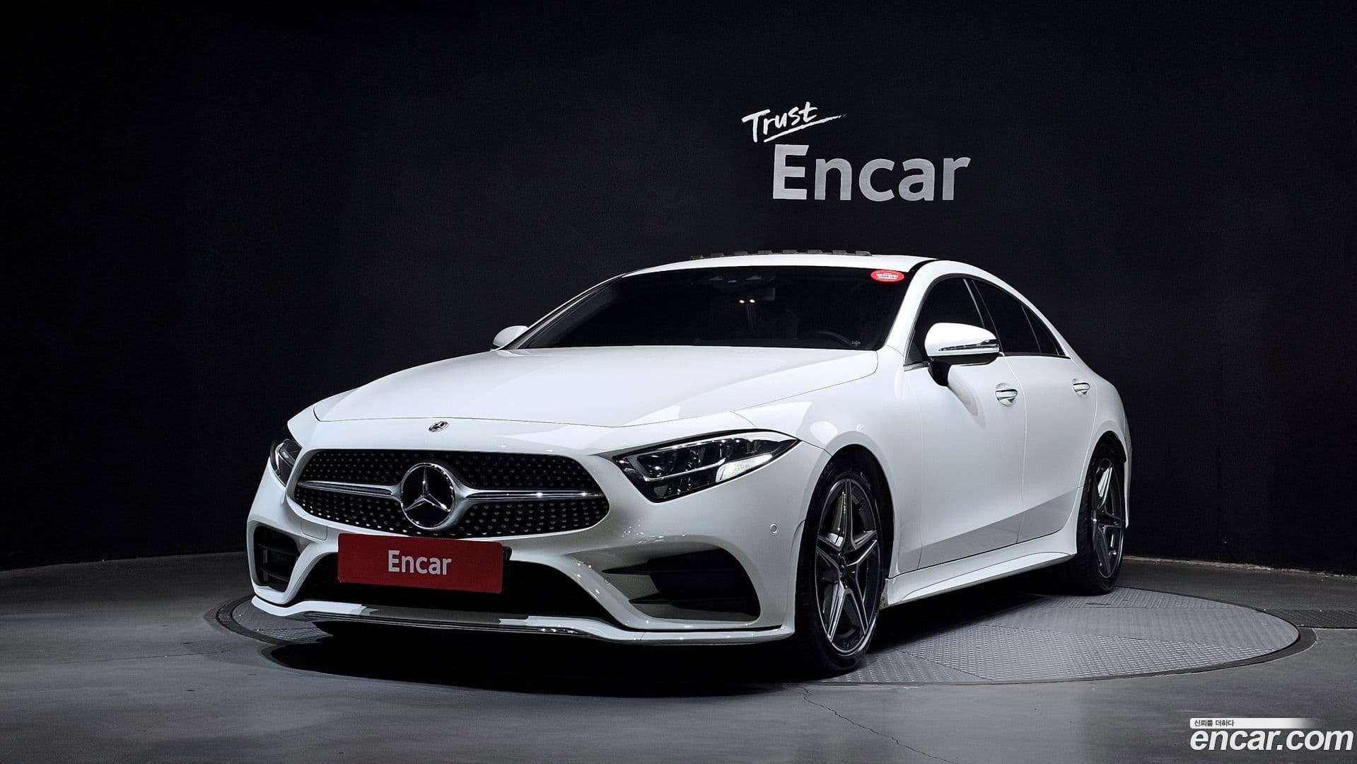 Main__Slider__Photo:CLS-Class Mercedes-Benz 2019.11-0