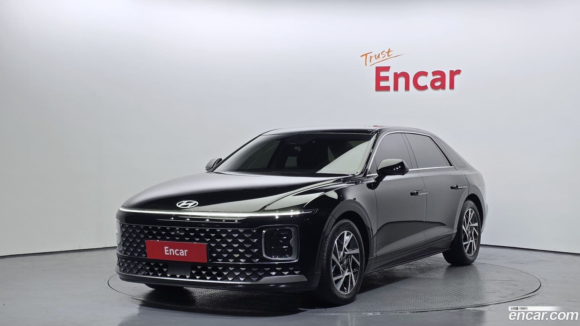 Main__Slider__Photo:Grandeur Hyundai 2023.0-0