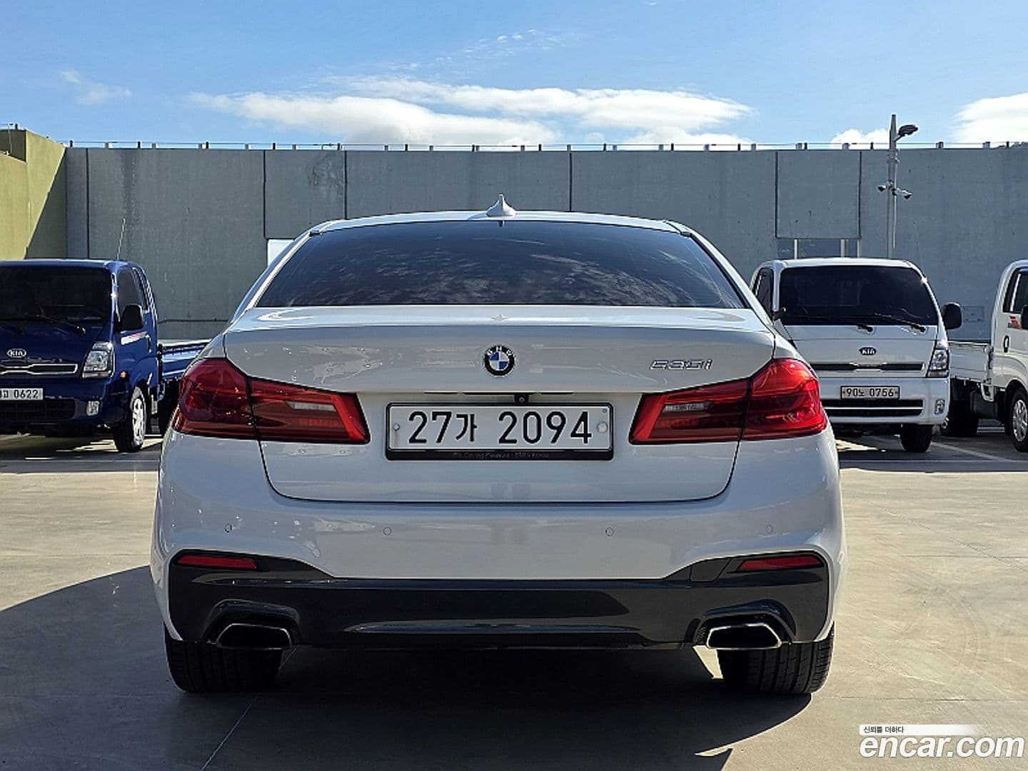 Main__Slider__Photo:5-Series BMW 2017.11-0
