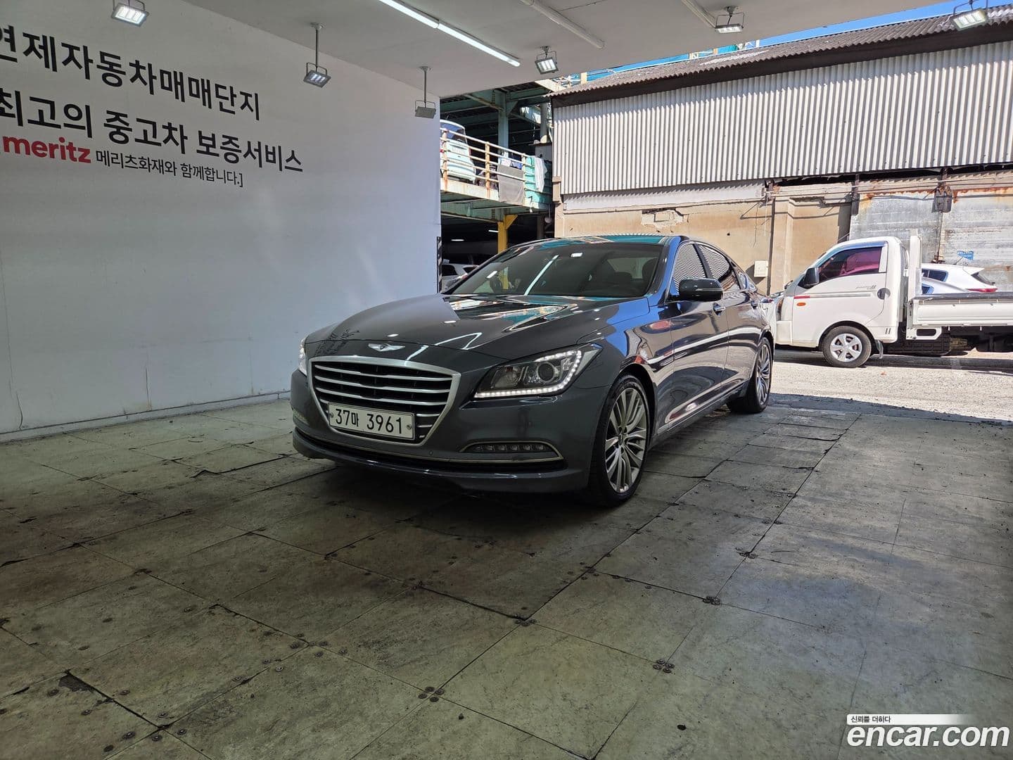Main__Slider__Photo:Genesis Hyundai 2015.11-0