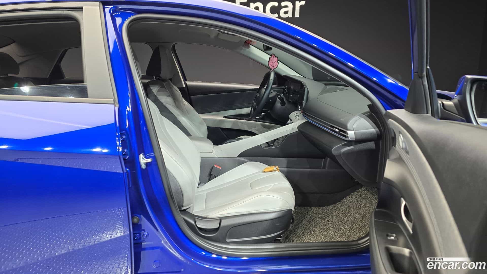 AVANTE Hyundai 2022.0-INNER-010