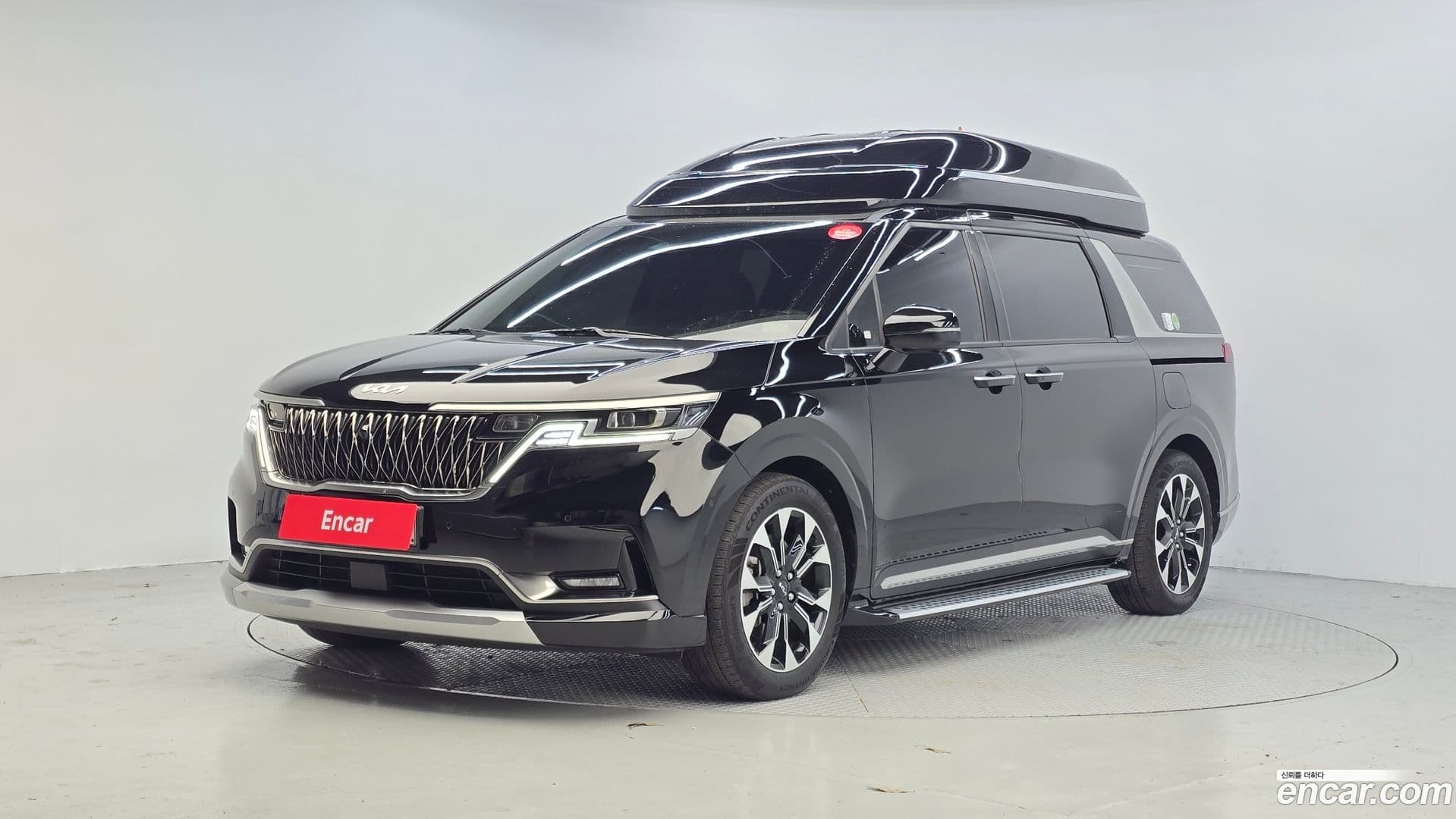 Main__Slider__Photo:Canival Kia 2022.9-0