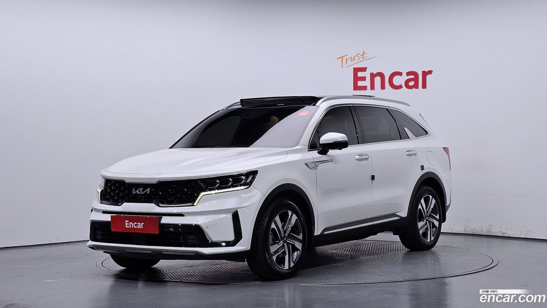 Main__Slider__Photo:Sorento Kia 2022.7-0