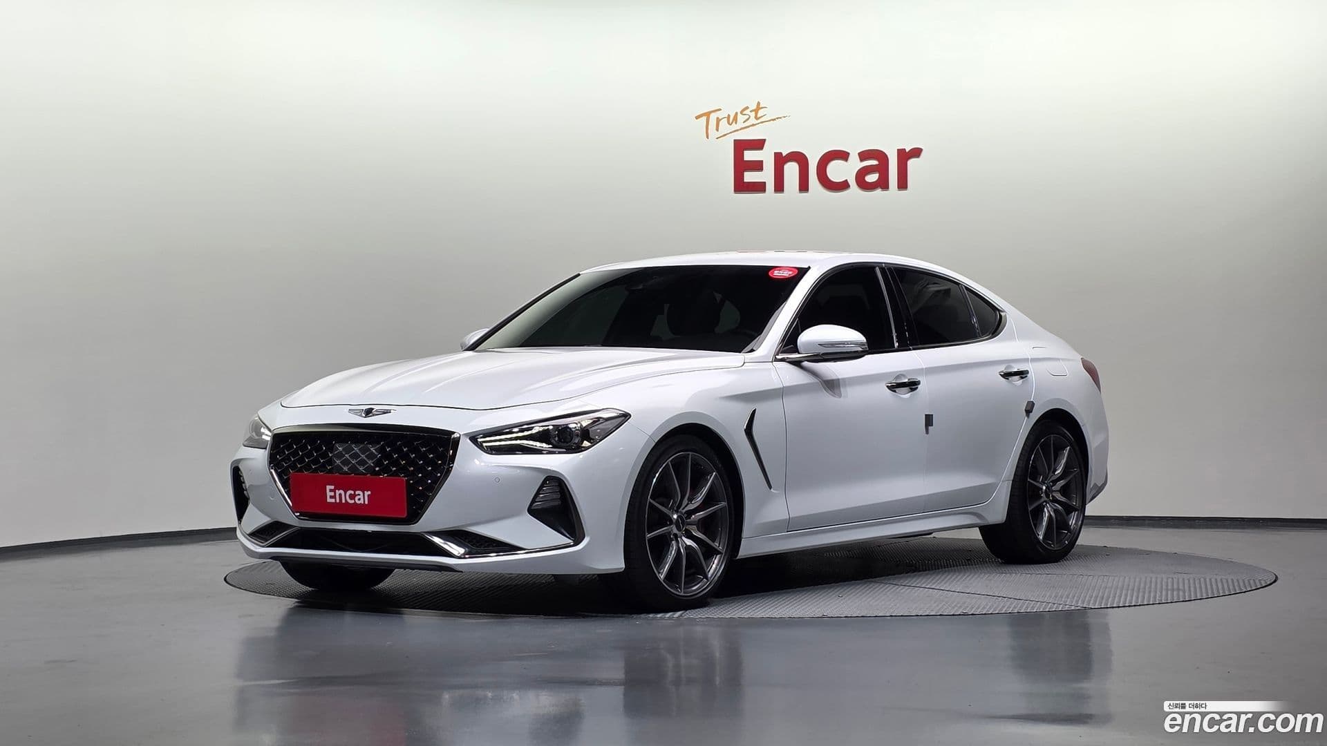 Main__Slider__Photo:G70 Genesis 2019.4-0