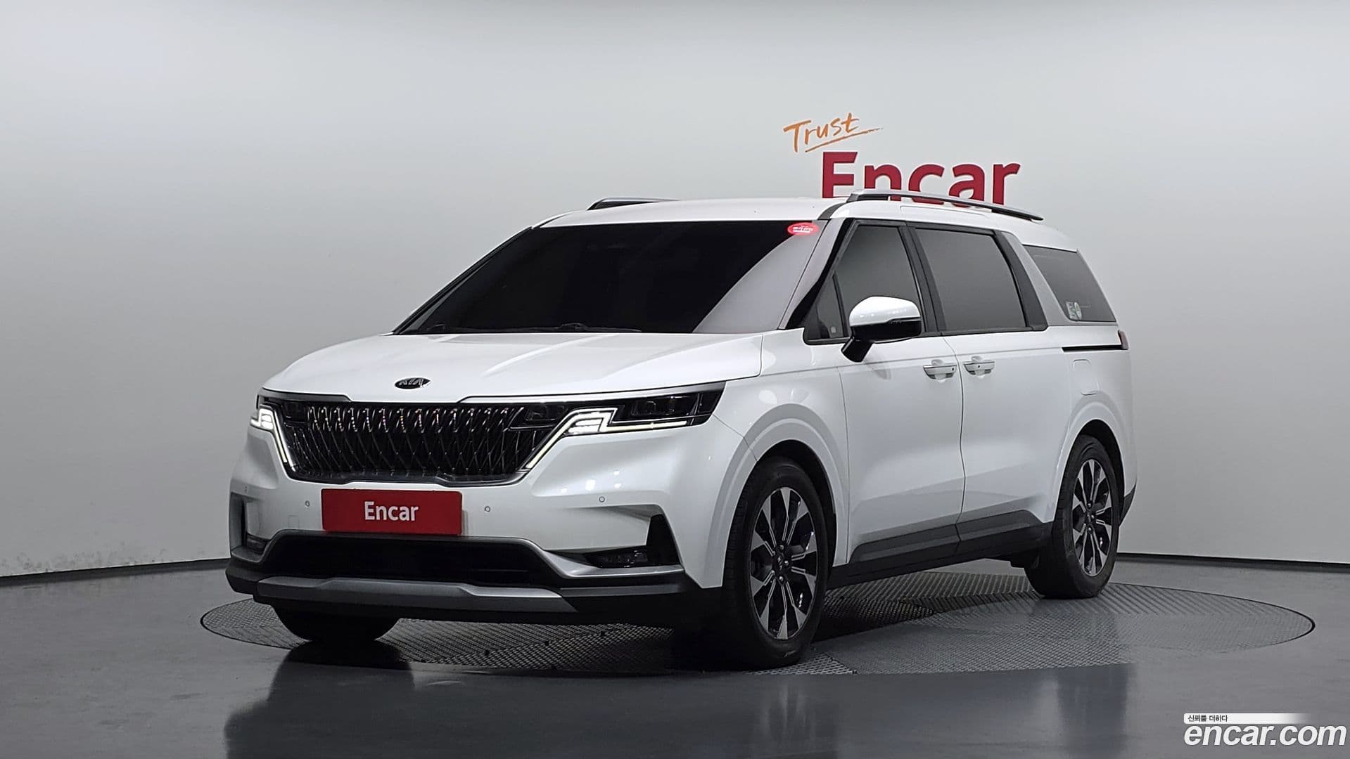 Main__Slider__Photo:Canival Kia 2021.6-0