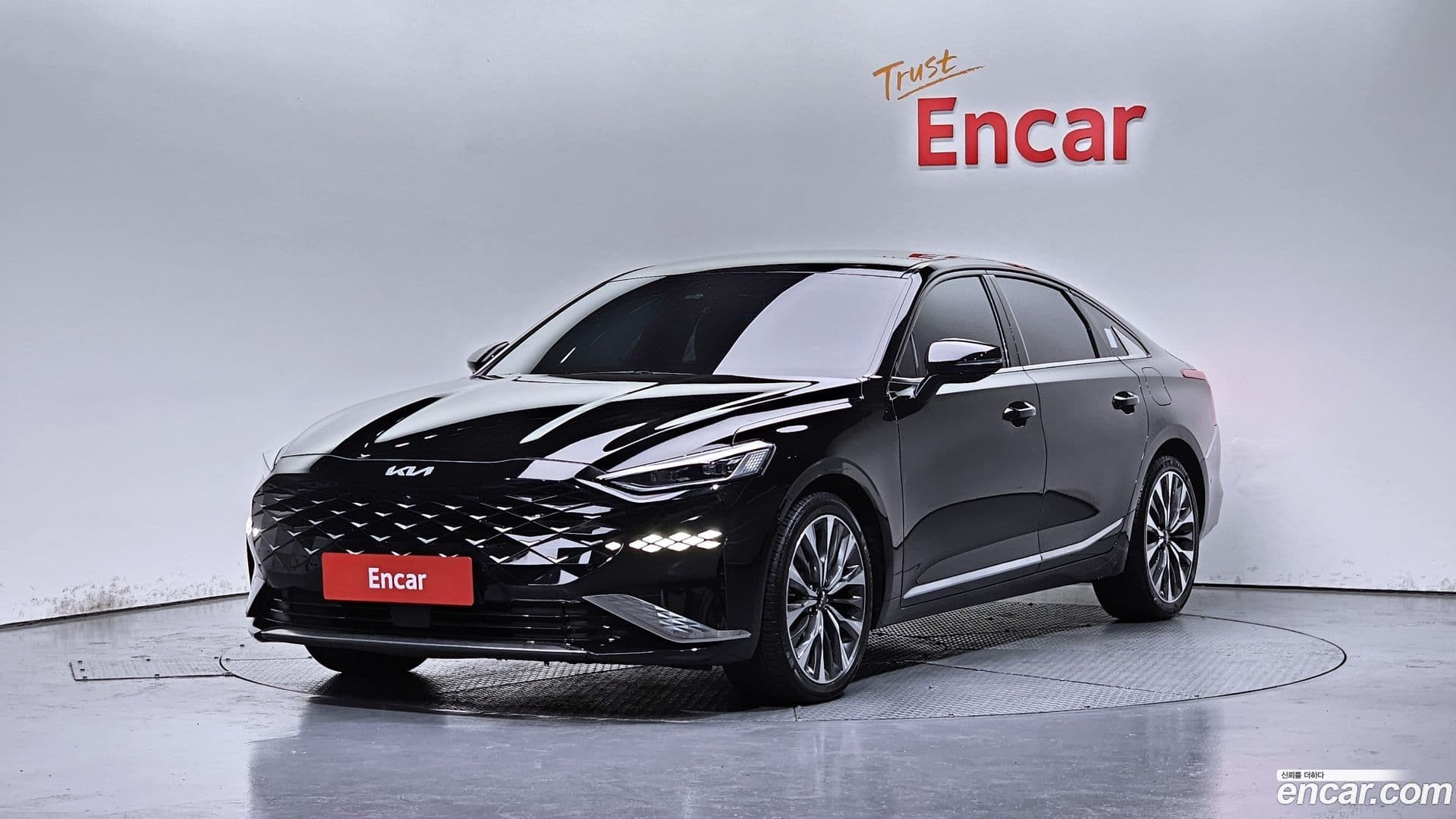 Main__Slider__Photo:K8 Kia 2021.4-0