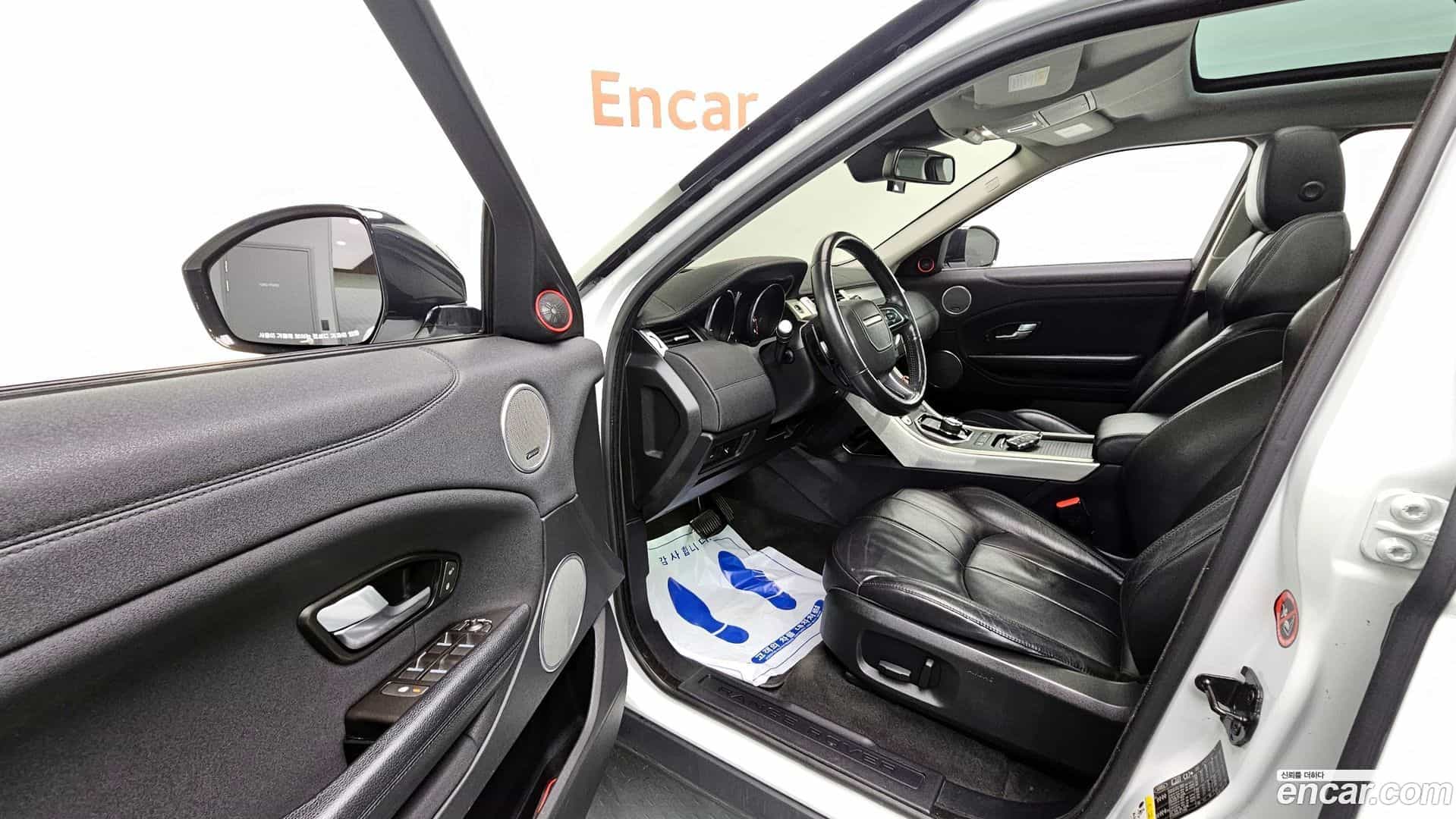 Range Rover Evoque Land Rover 2017.4-INNER-010