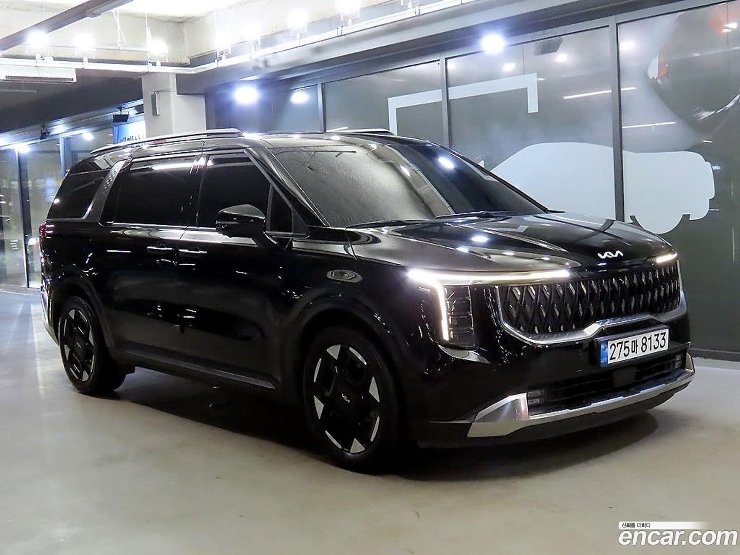 Main__Slider__Photo:Canival Kia 2024.0-0