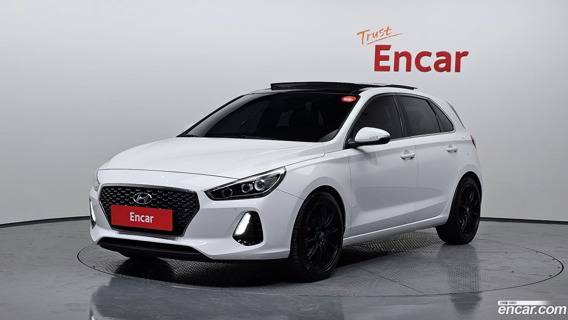 Main__Slider__Photo:i30 Hyundai 2017.10-0