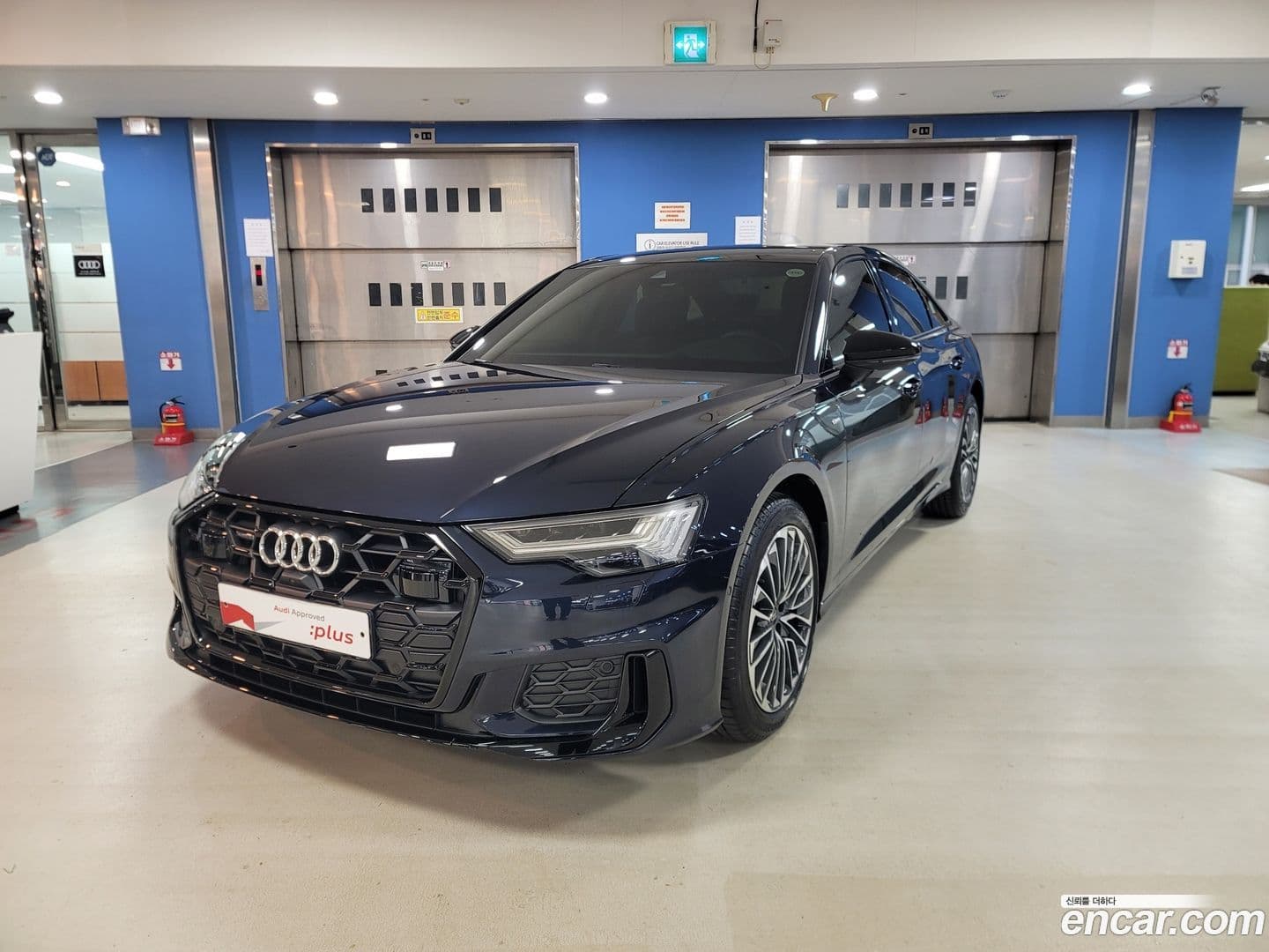 Main__Slider__Photo:A6 Audi 2024.10-0