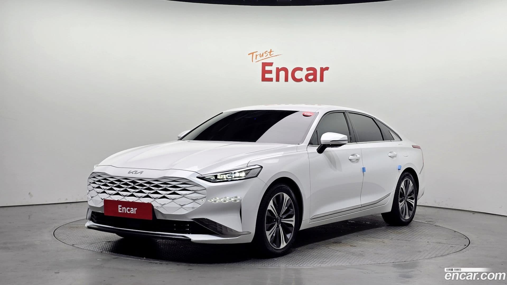 Main__Slider__Photo:K8 Kia 2021.11-0