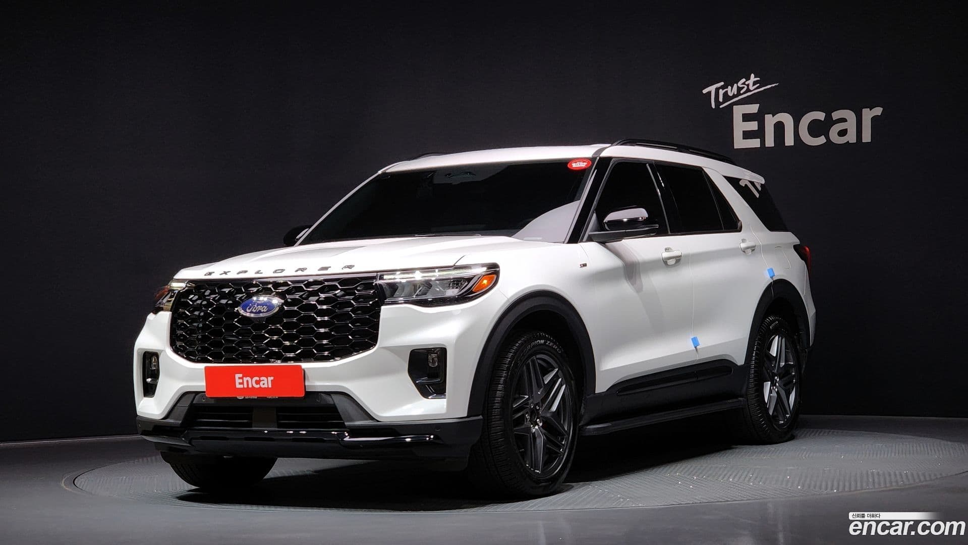 Main__Slider__Photo:Explorer Ford 2025.4-0